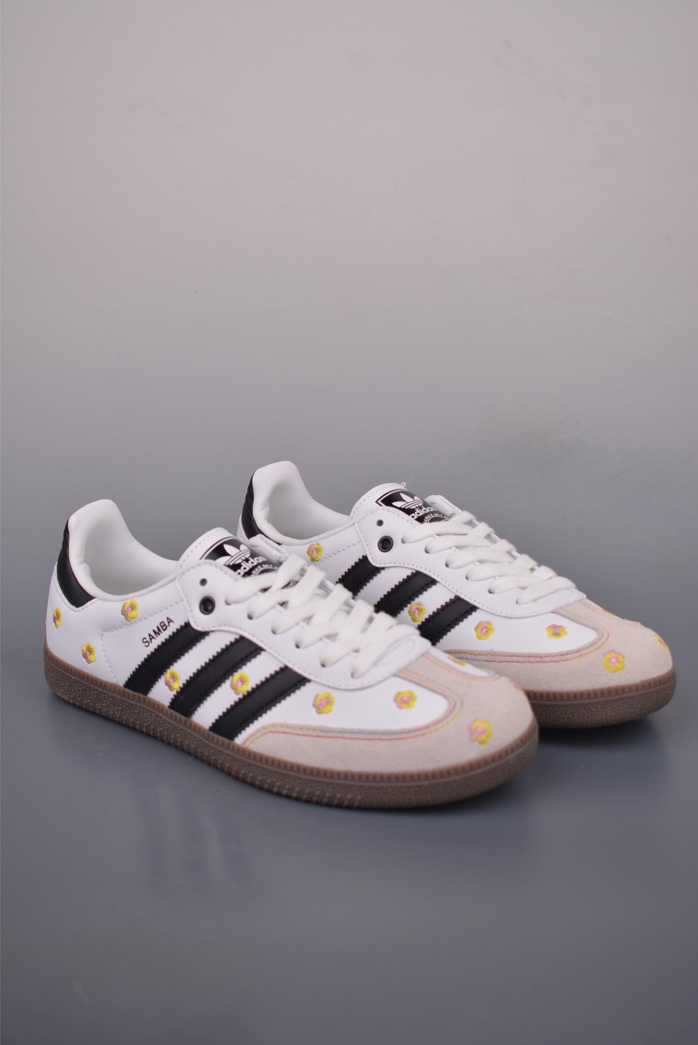 Adidas Samba OG Floral Embroidered Leather Sneakers Retro Casual Shoes 1 i1754340288182 6855 0 0