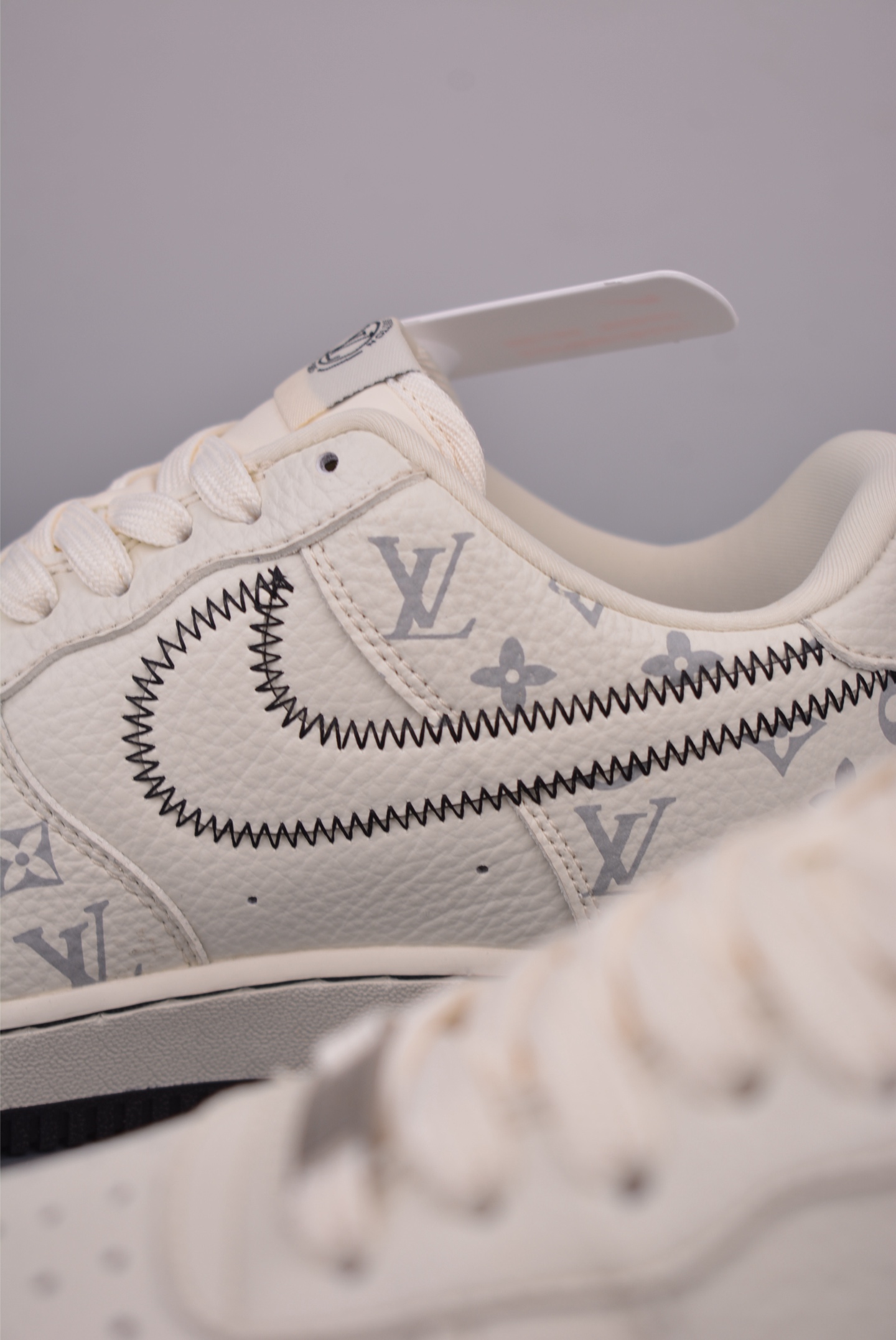 Nike Air Force 1 Low Louis Vuitton Sneakers - Limited Edition Collab 9 i1754342257597 4568 0 7