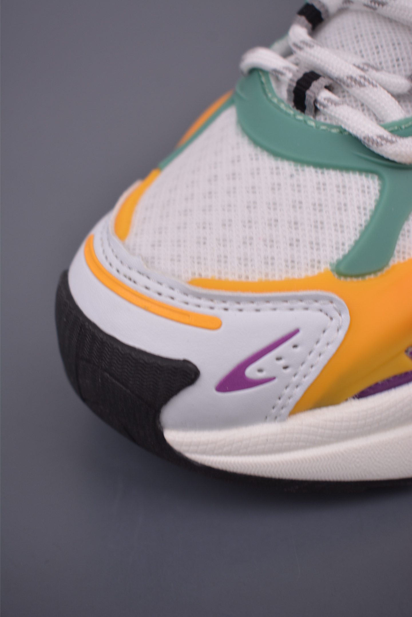 Pharrell x Adidas Adistar Cushion Retro Low-Top Sneakers - Jellyfish Edition 7 i1754345249092 752 0 5