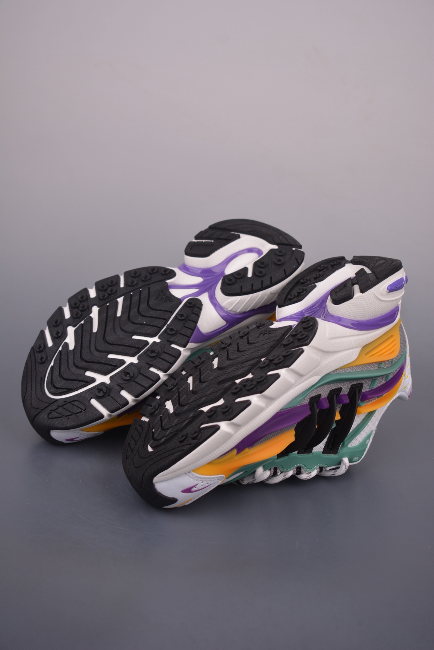 Pharrell x Adidas Adistar Cushion Retro Low-Top Sneakers - Jellyfish Edition 4 i1754345250949 4653 0 2