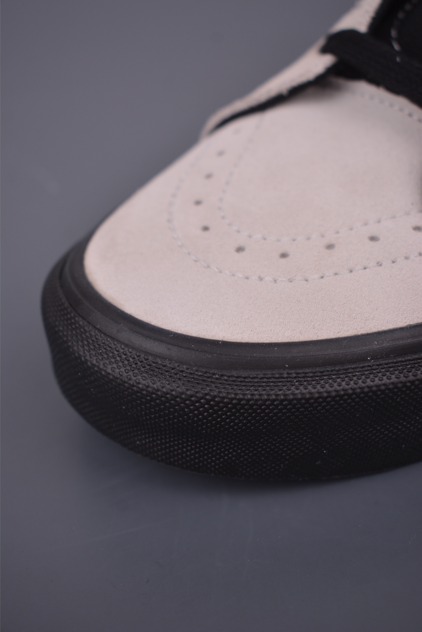 Vans Sk8-Low White Black Casual Canvas Shoes - Retro Style & Comfort 7 i1754347250900 4456 0 5