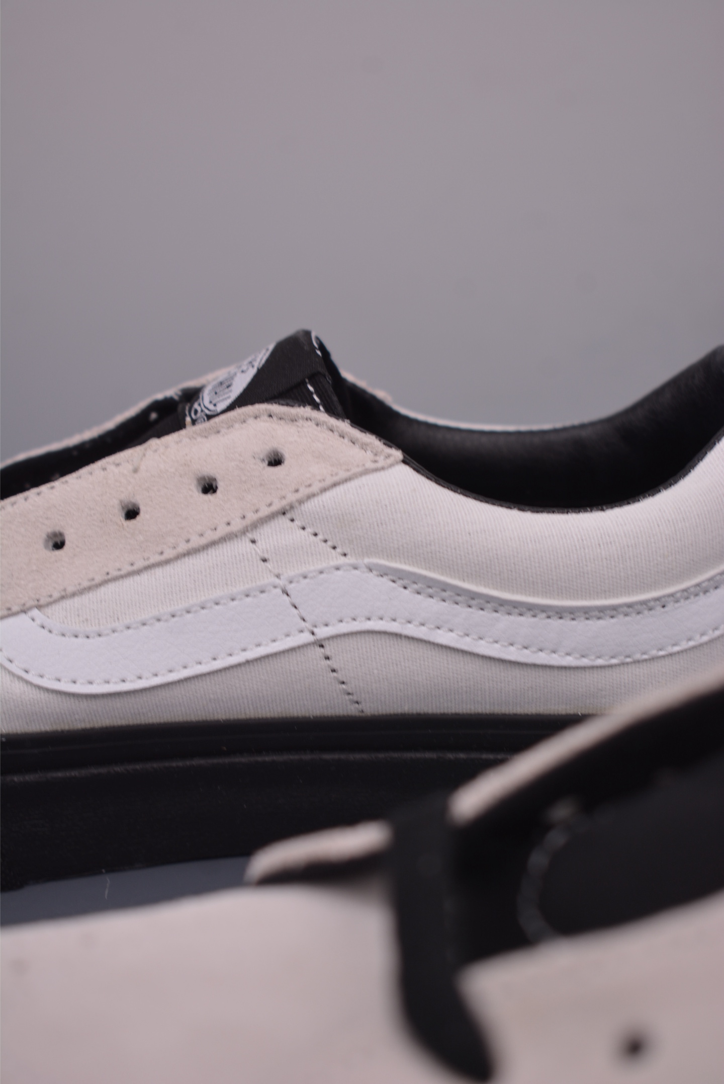 Vans Sk8-Low White Black Casual Canvas Shoes - Retro Style & Comfort 9 i1754347250912 4901 0 7