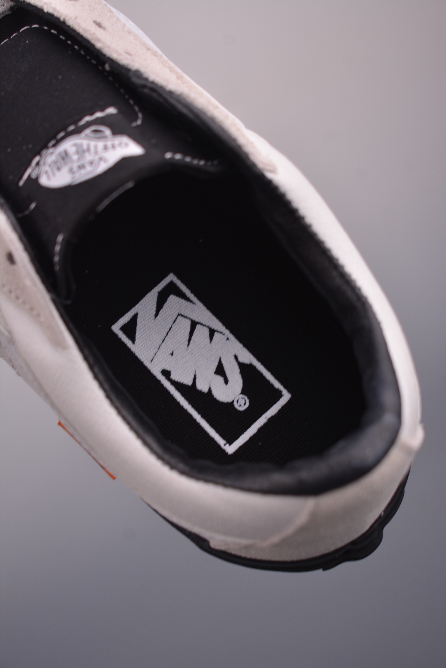 Vans Sk8-Low White Black Casual Canvas Shoes - Retro Style & Comfort 10 i1754347252483 7950 0 8