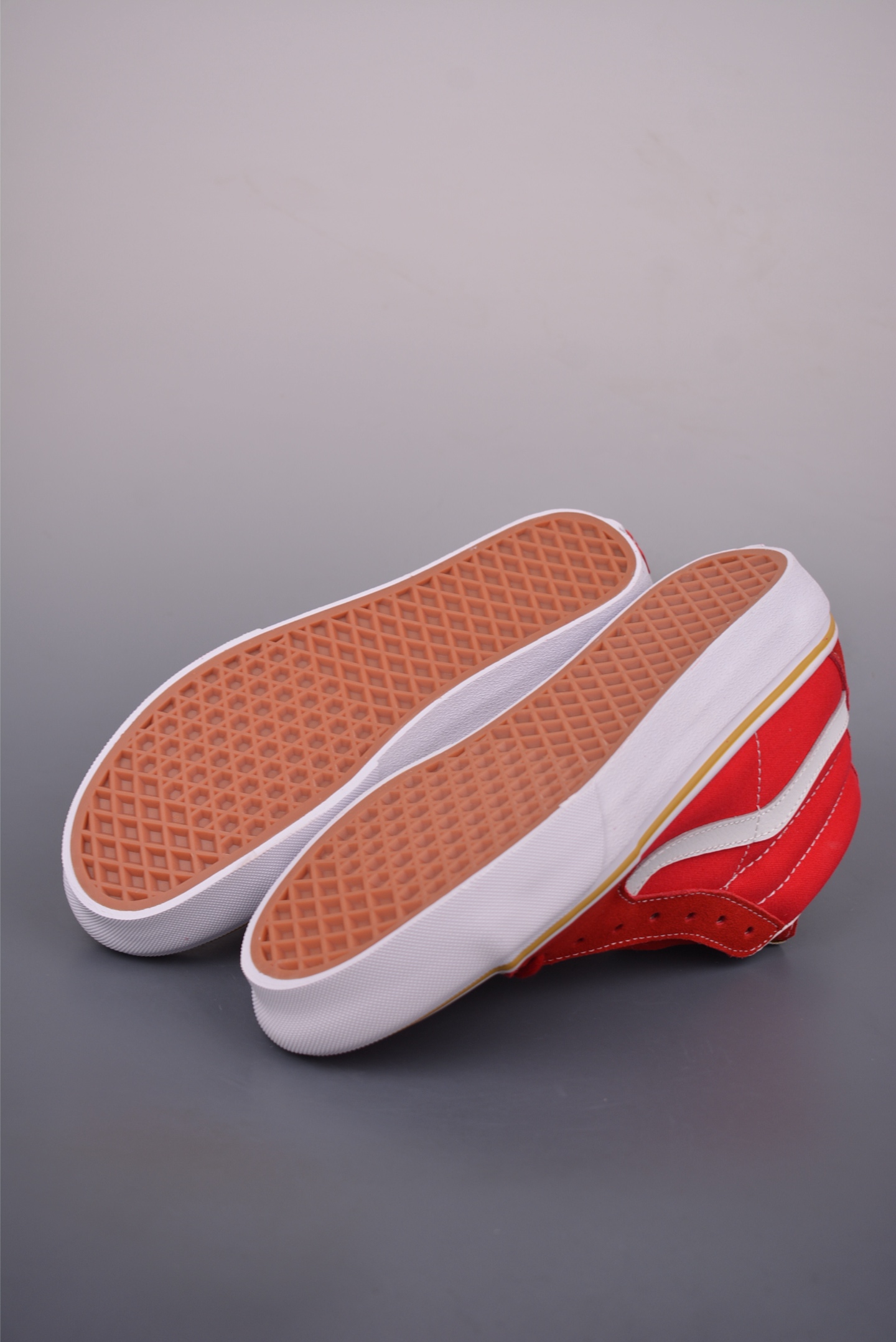 Vans Sk8-Mid Premium High-Top Sneakers, Red/White, Canvas & Suede, Retro Style 4 i1754347340387 9456 0 2