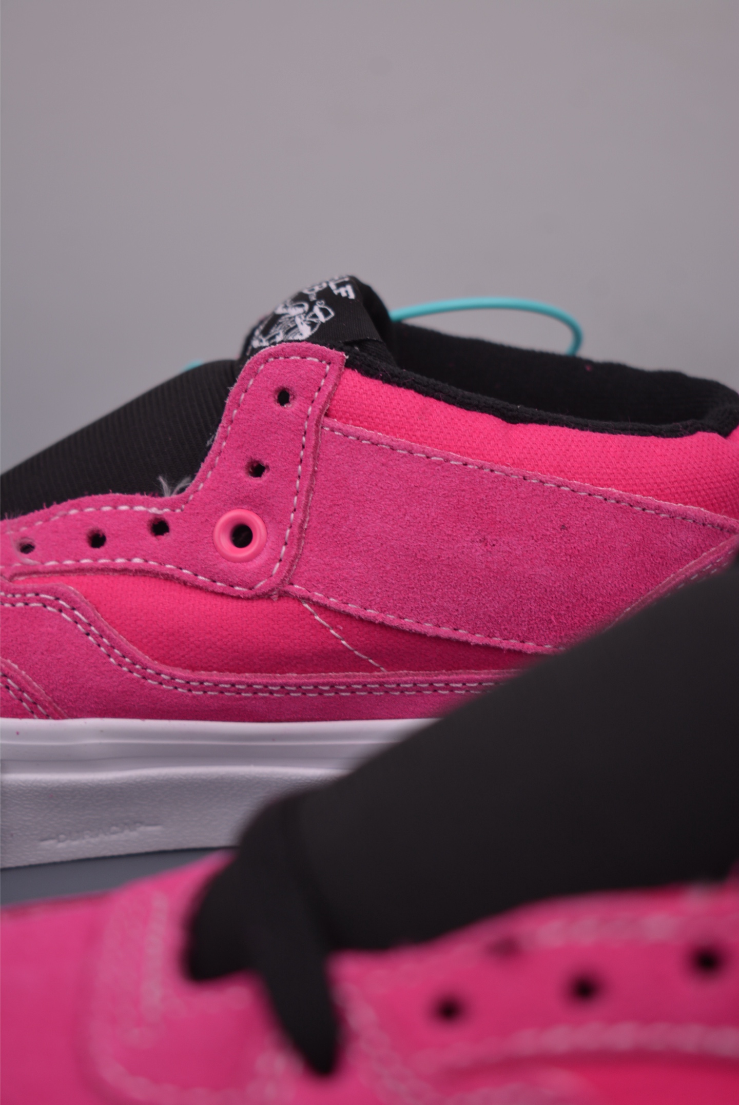 Vans Skate Half Cab 玫红/火龙果 美式复古休闲中帮职业滑板鞋 VN0A2Z34A