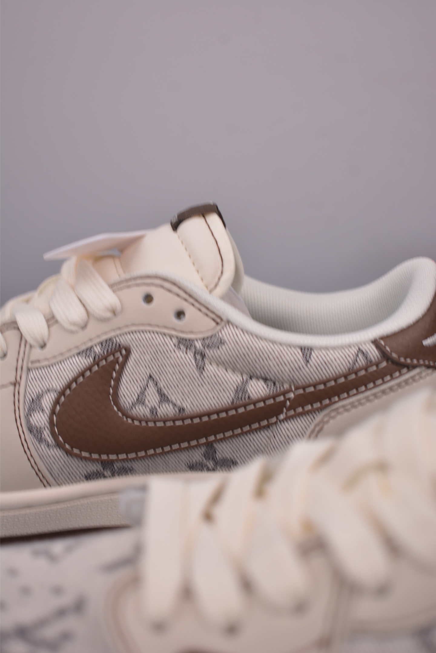 Louis Vuitton x Travis Scott Air Jordan 1 Low - Designer Collaboration Sneakers 9 i1754348306124 6346 0 7
