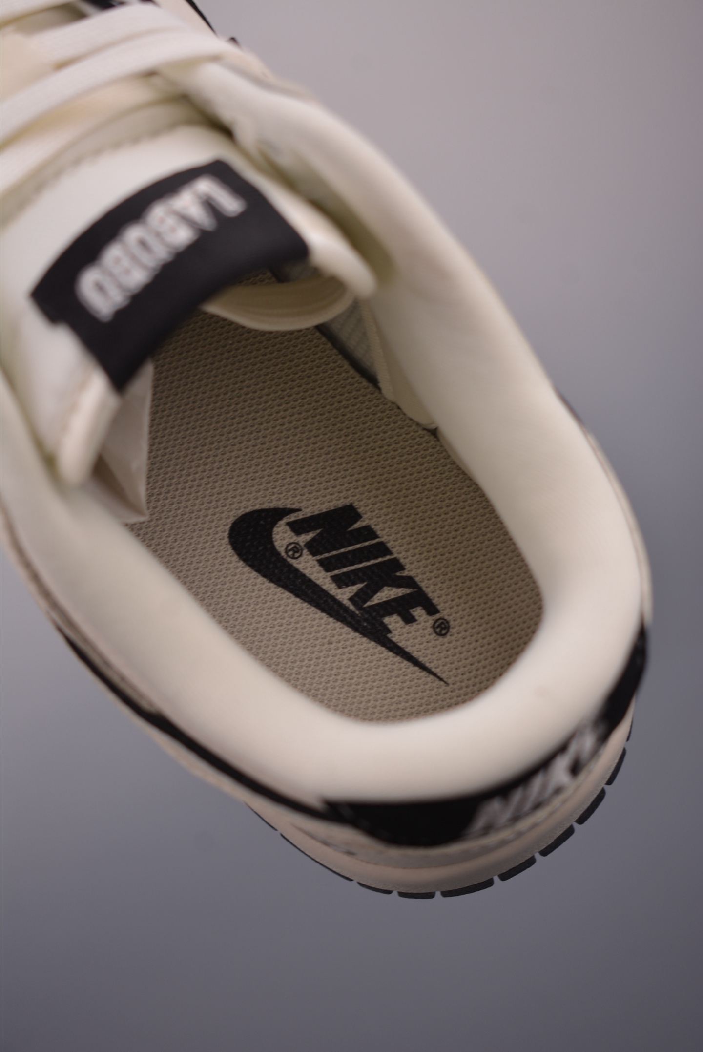 Nike SB Dunk Low LaBuBu - Premium Craftsmanship & Unique Design 10 i1754348407575 5847 0 8