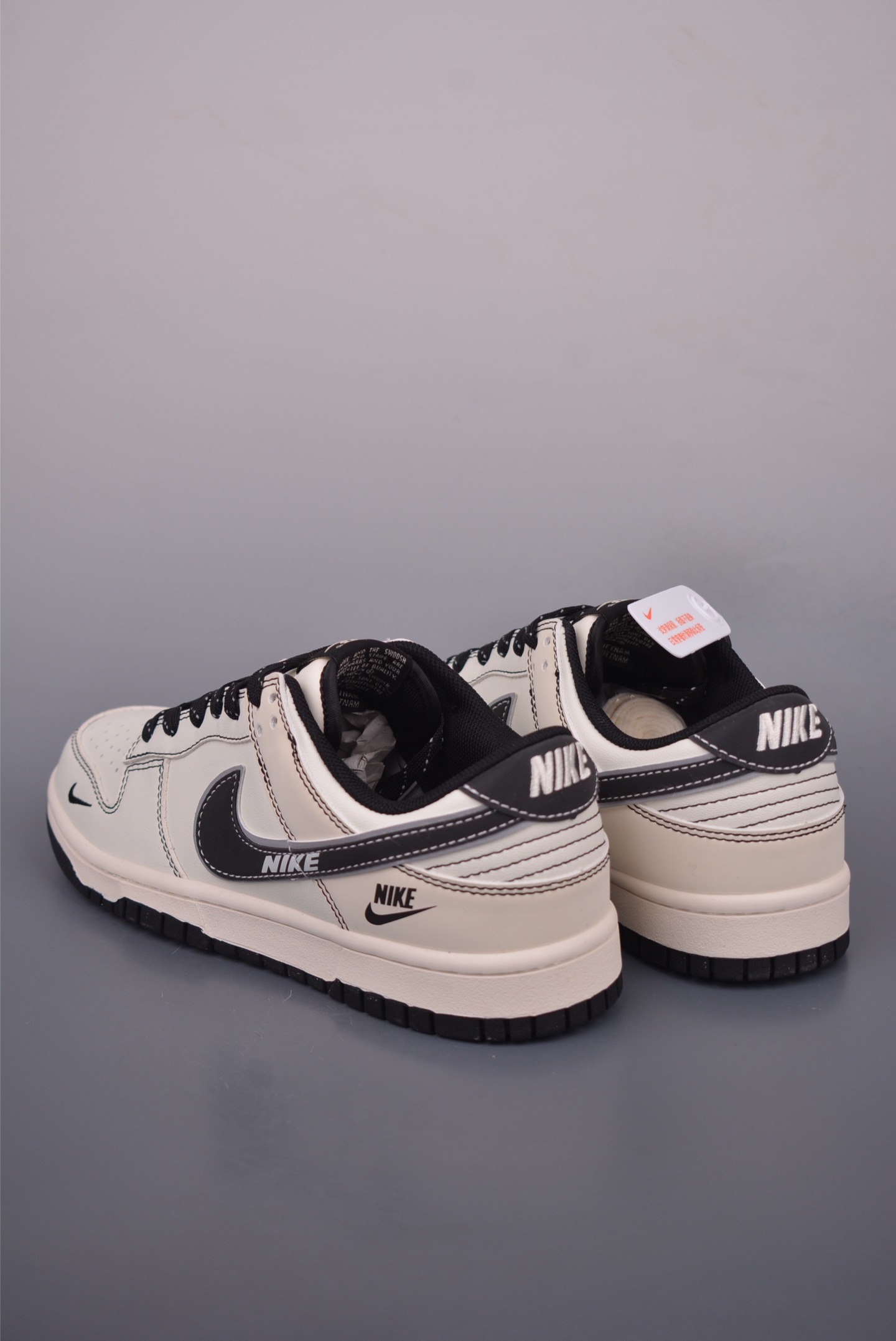 Nike SB Dunk Low Grey White Black - Premium Quality, Enhanced Comfort 3 i1754348454417 1391 0 1
