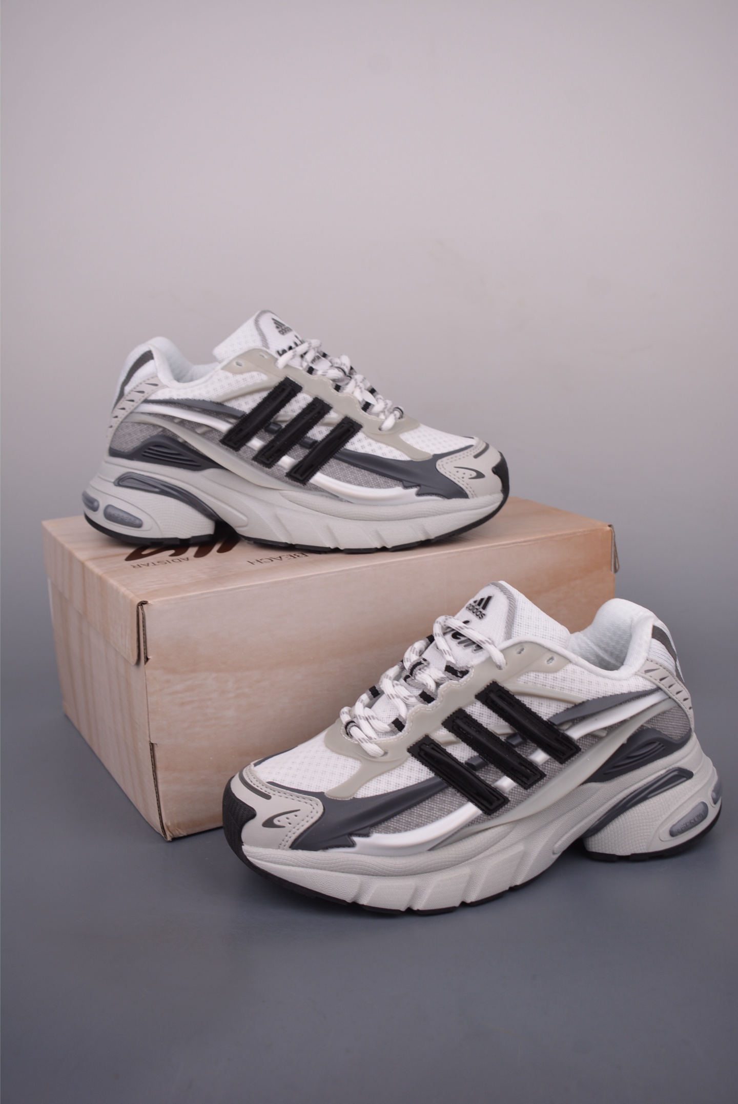 Adidas Adistar Cushion Retro Running Shoes White Black JP92622722 5 i1754428088181 7197 0 4