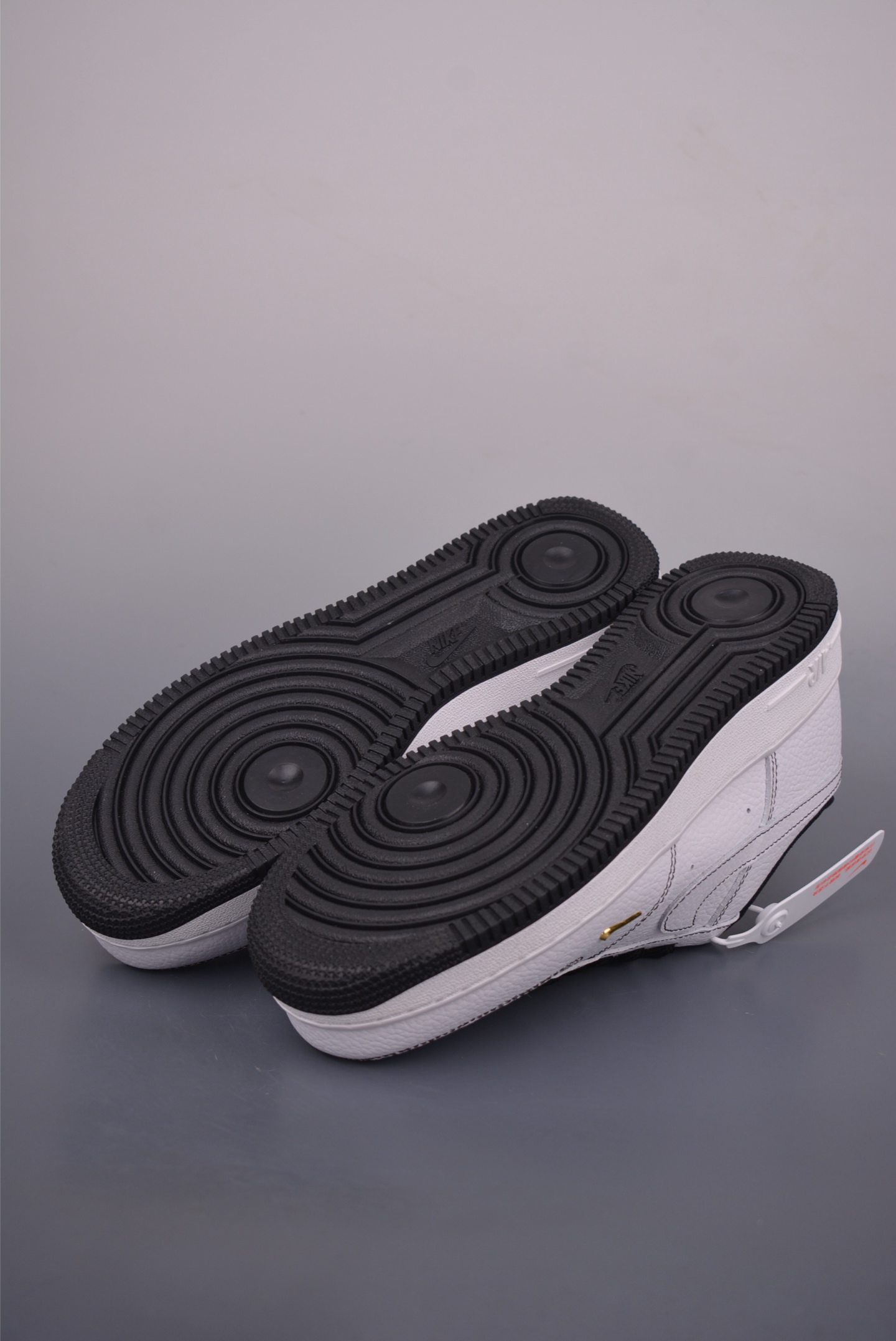 Nike Air Force 1 Low White/Black Leather Sneakers - Iconic Style and Comfort 4 i1754430560938 4581 0 2