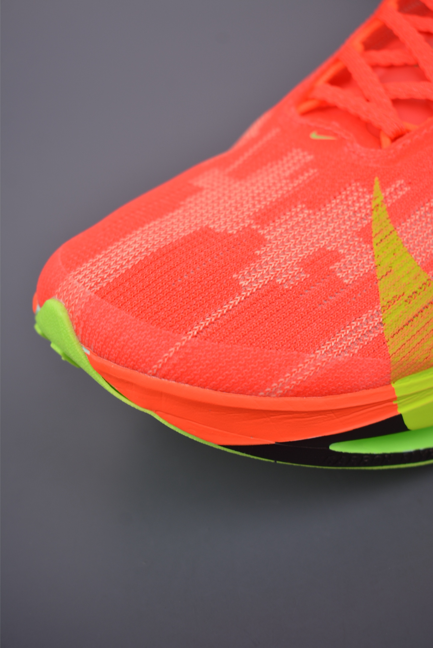 Nike ZoomX Streakfly 2 Marathon Running Shoes: Lightweight, Breathable & Cushioned 7 i1754430709886 9125 0 5