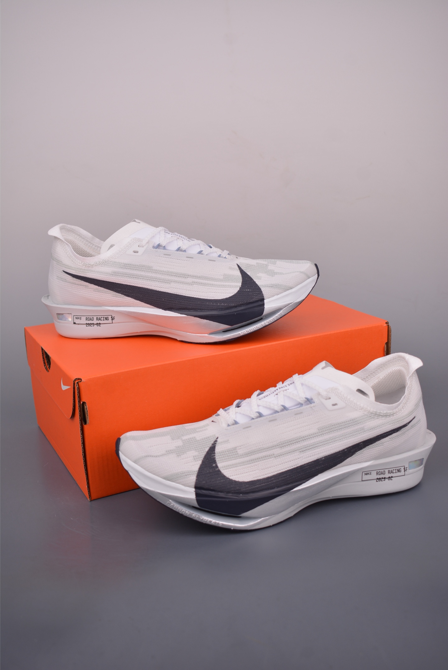 Nike ZoomX Streakfly 2 Marathon Running Shoes - Lightweight and Breathable 6 i1754430736772 8427 0 4