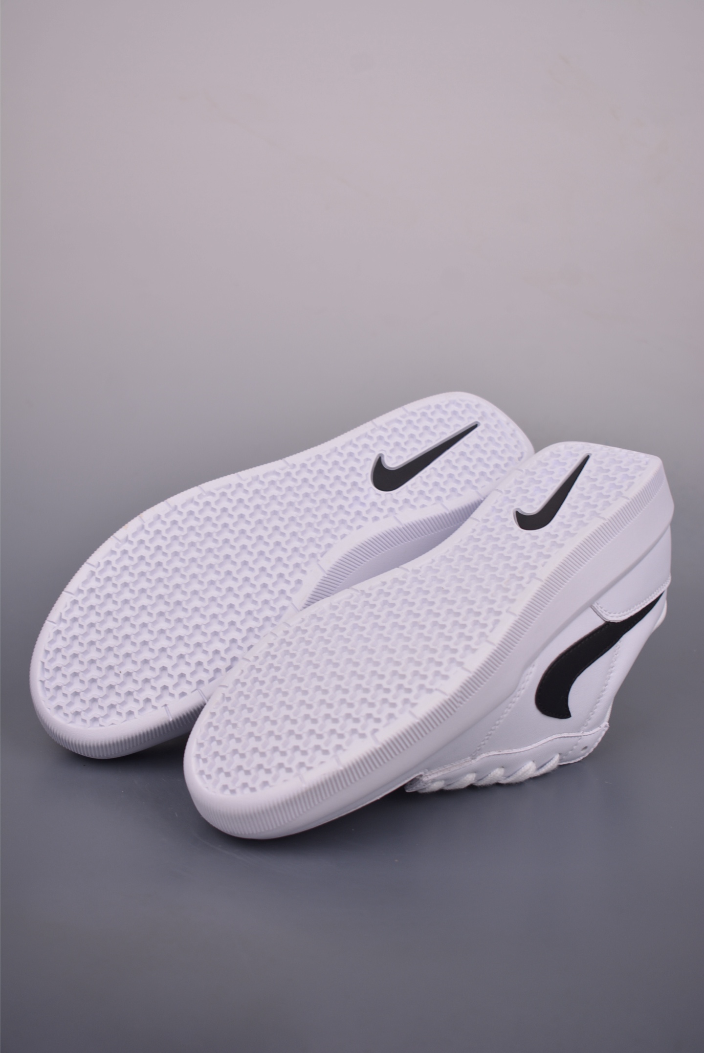 Nike SB Force 58 Skate Shoes - Classic Basketball Style, Durable, and Flexible 3 i1754431048299 2636 0 2