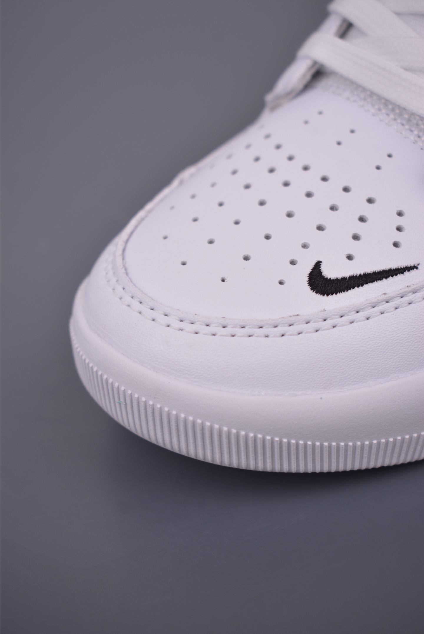Nike SB Force 58 Skate Shoes - Classic Basketball Style, Durable, and Flexible 6 i1754431048341 5345 0 5