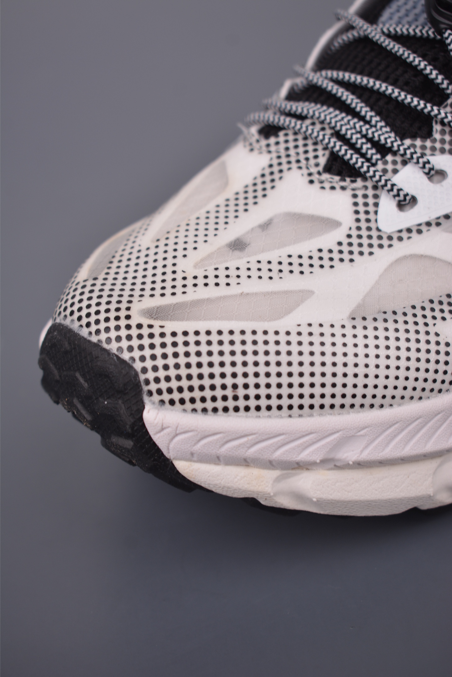 Satisfy x Hoka One One Mafate Speed 4 Low-Top Professional Trail Running Shoes 7 i1754520382768 6909 0 5