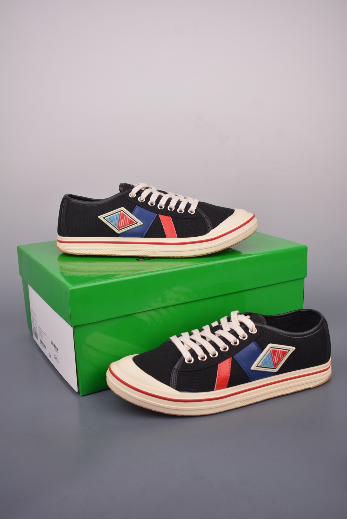 Bottega Veneta Eliot Canvas Sneakers - Retro Basketball Inspired Shoes 6 i1754520589000 2309 0 4
