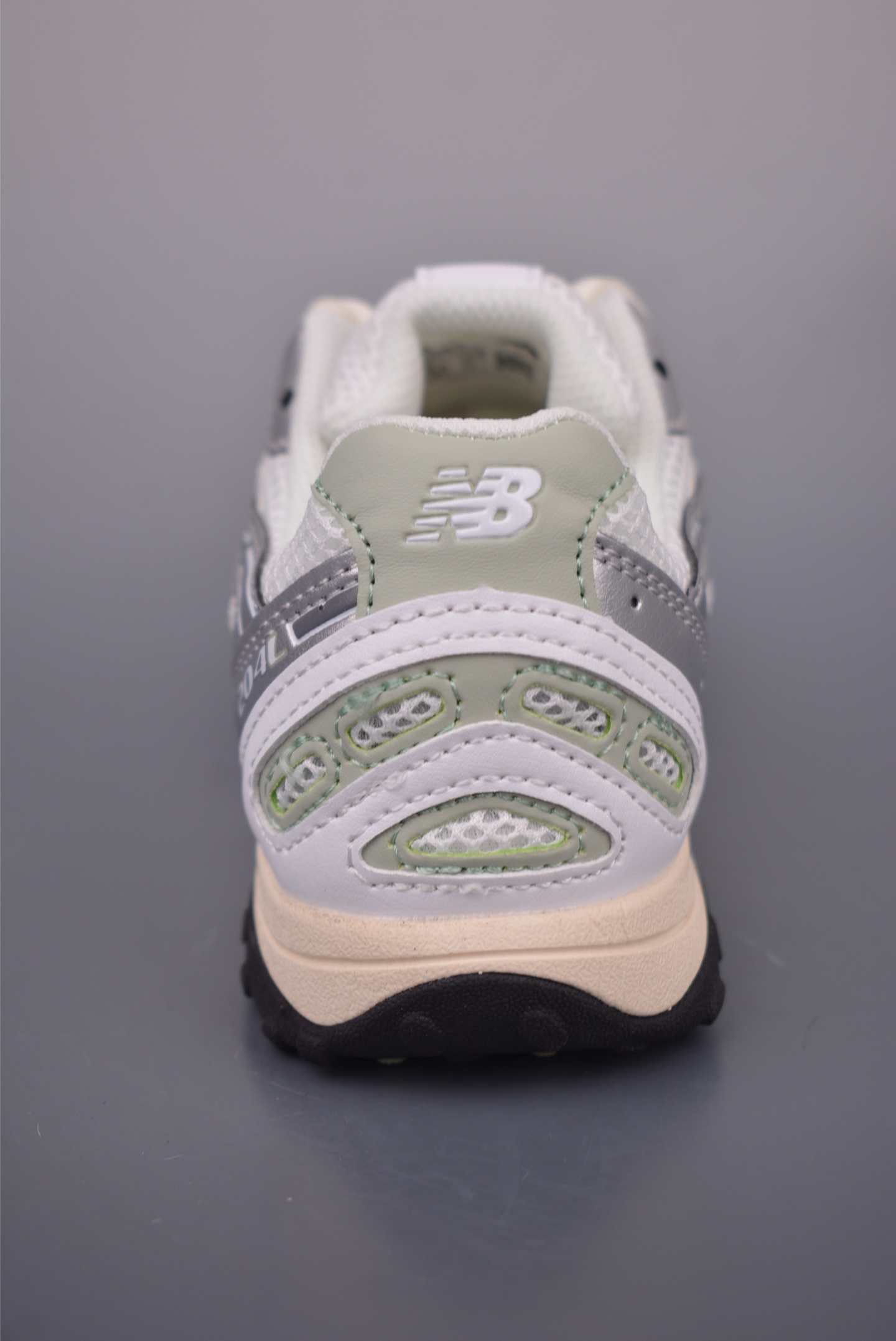 New Balance 204 Series Retro Casual Versatile Running Shoes - White/Silver 4 i1754521085900 4648 0 3