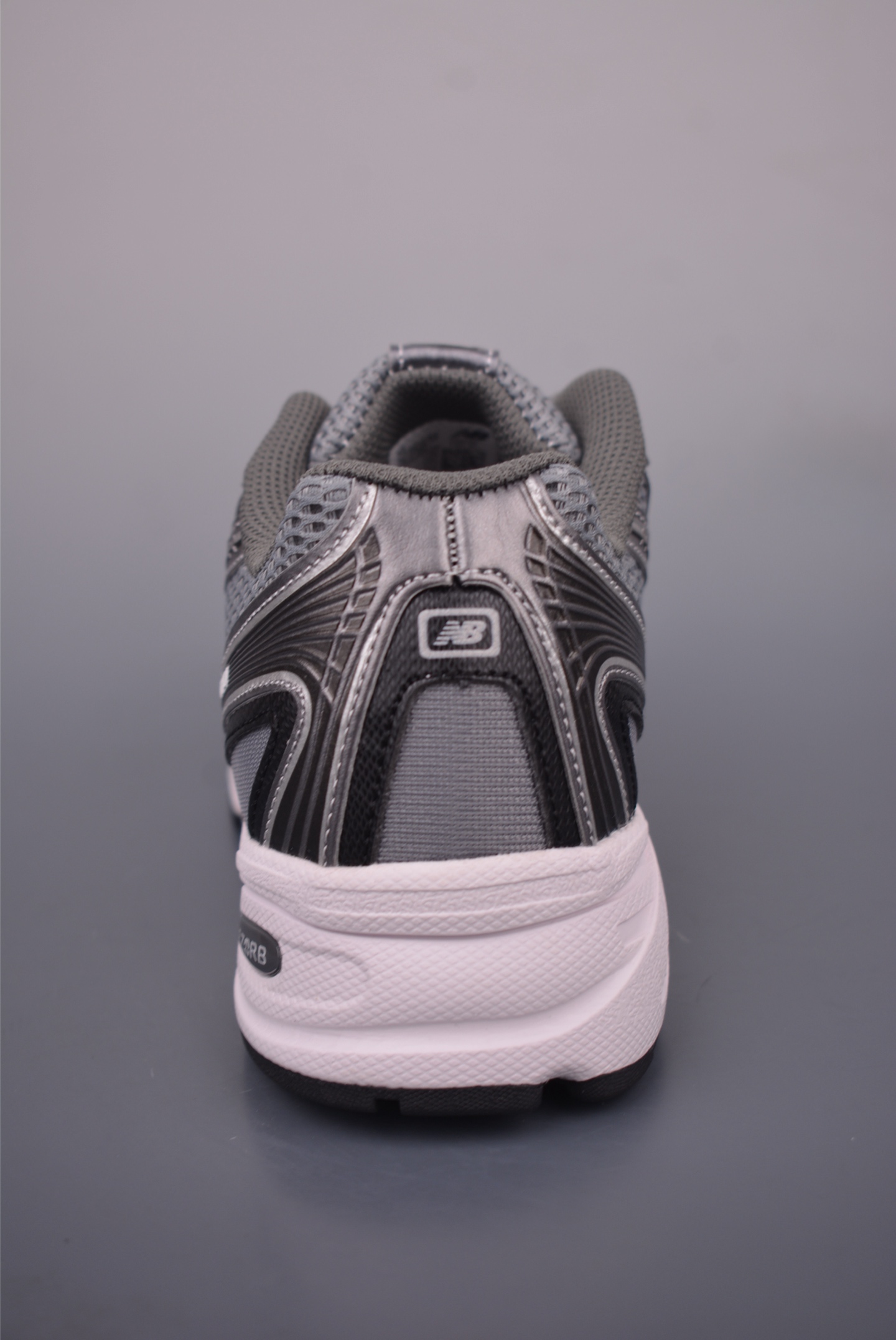 New Balance 740 Retro Running Shoes - Comfortable & Stylish Sneakers 4 i1754521205870 5253 0 3