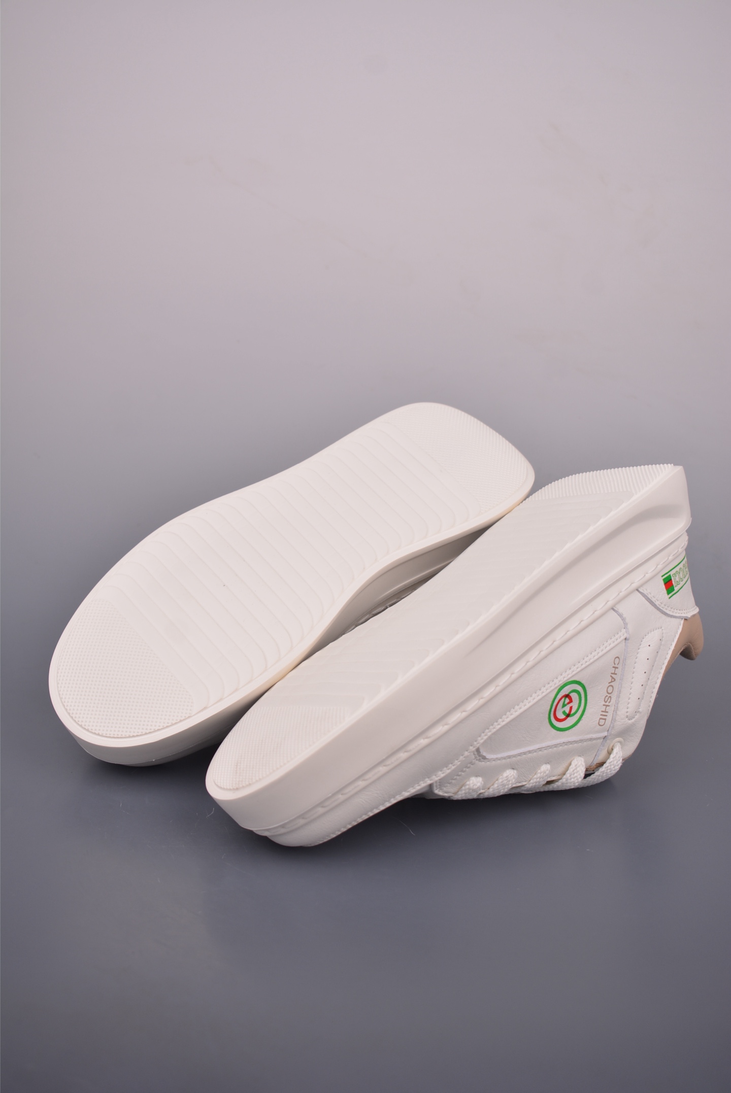 Gucci Men's White Leather Sneakers with Iconic Geometric Pattern, Sizes 39-44 3 i1754521361151 2991 0 2