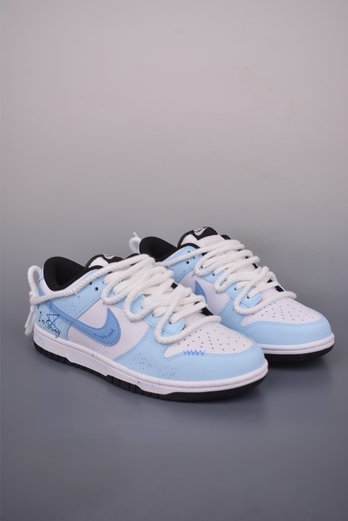 Nike SB Dunk Low 'Blue Ocean' Deconstructed Sneakers with Unique Laces 2 i1754521936583 1959 0 0