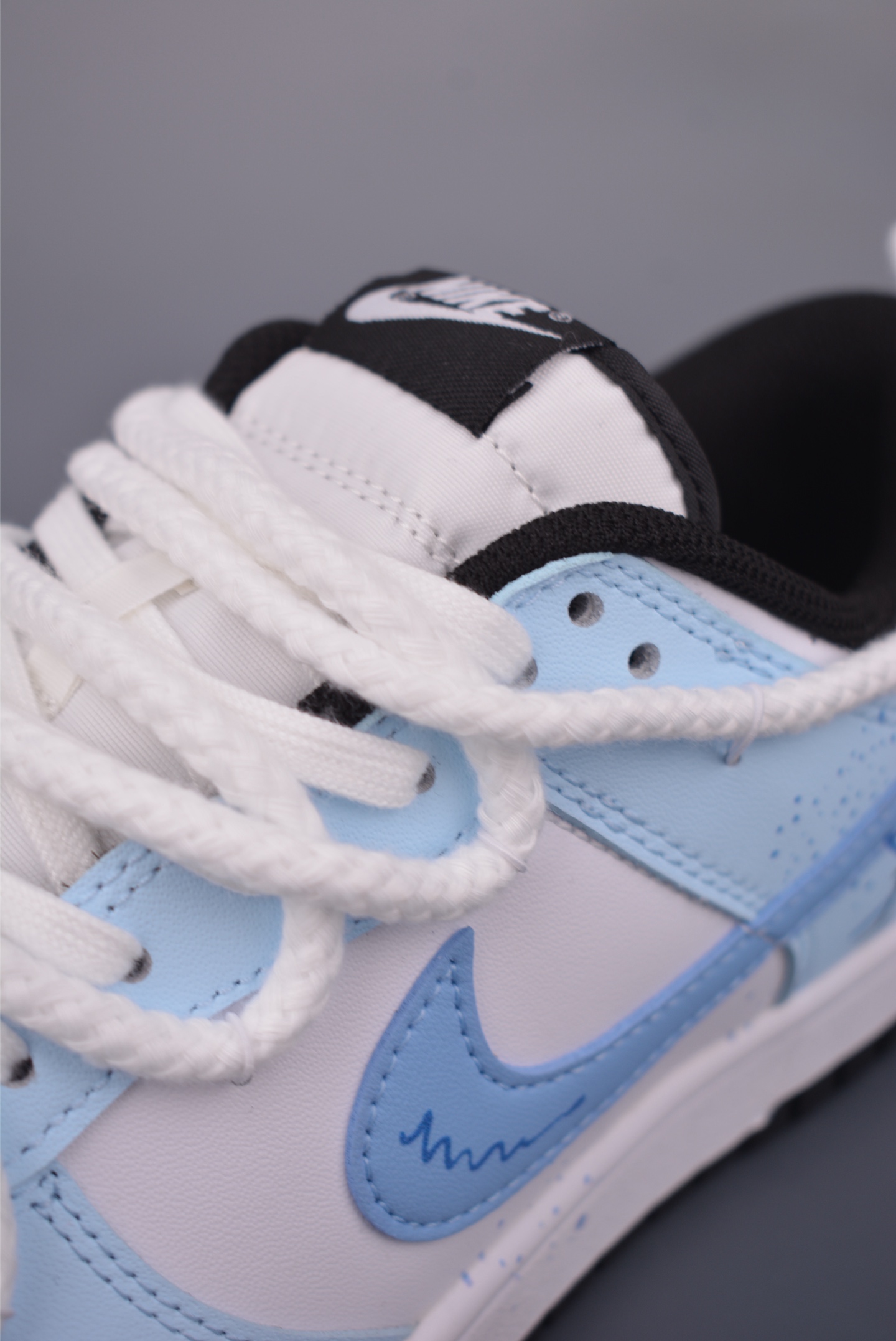 Nike SB Dunk Low 'Blue Ocean' Deconstructed Sneakers with Unique Laces 8 i1754521936628 882 0 6