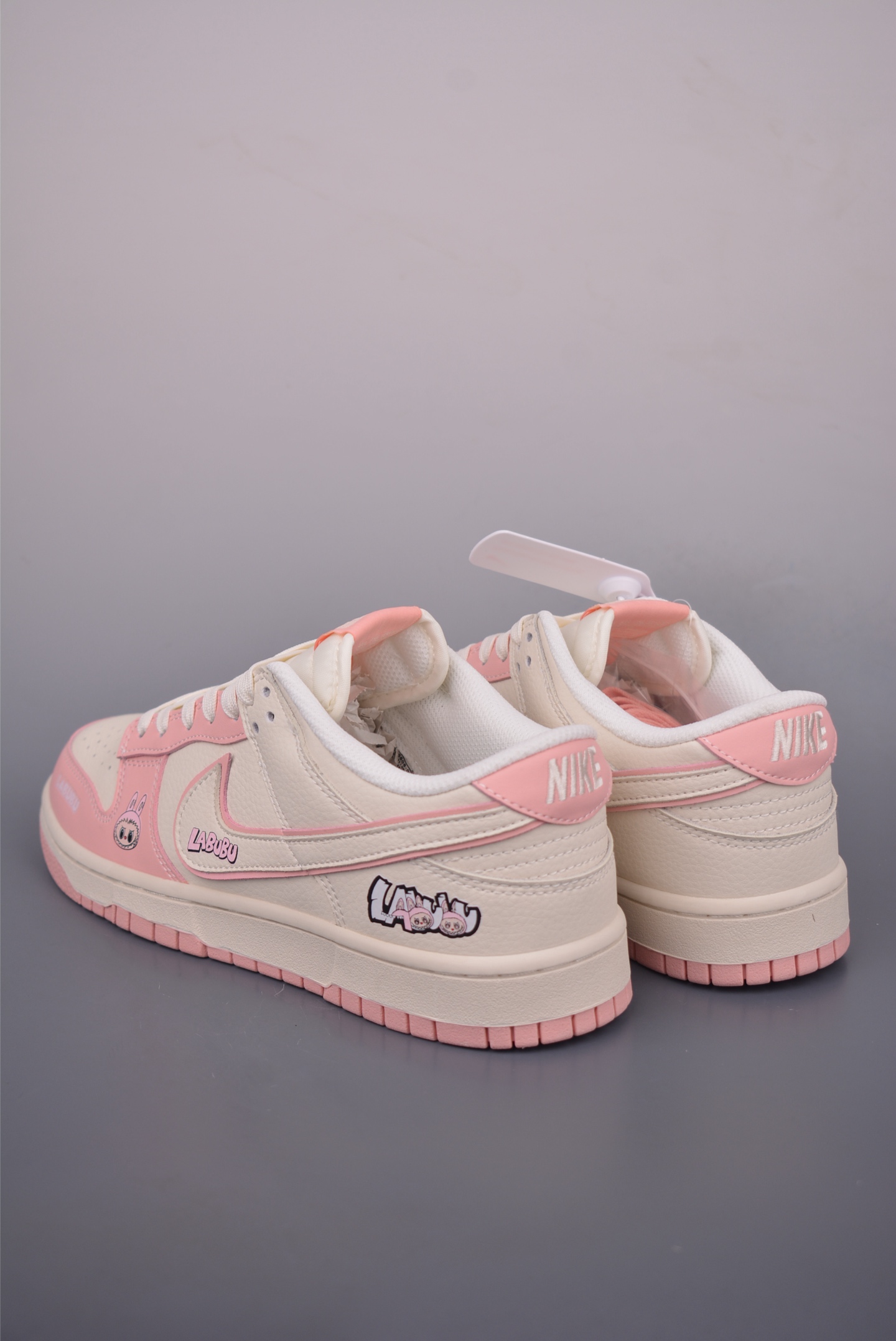Nike SB Dunk Low LaBuBu Collaboration, Premium Leather, Durable and Comfortable 3 i1754522021364 1516 0 1