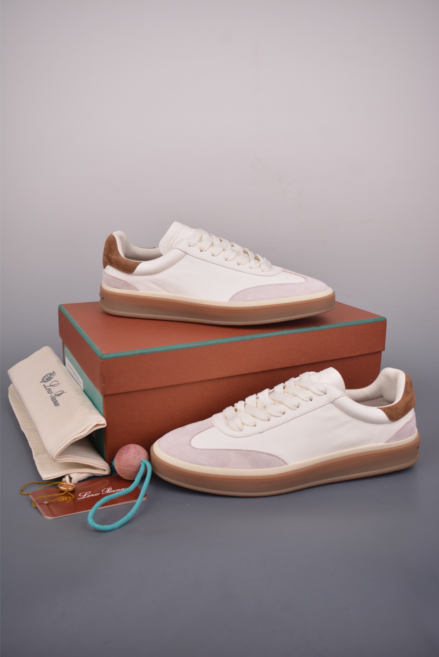 MOCASSINQ SUMMER SUEDE D . DIV martniel 小羊皮板鞋 XS56777