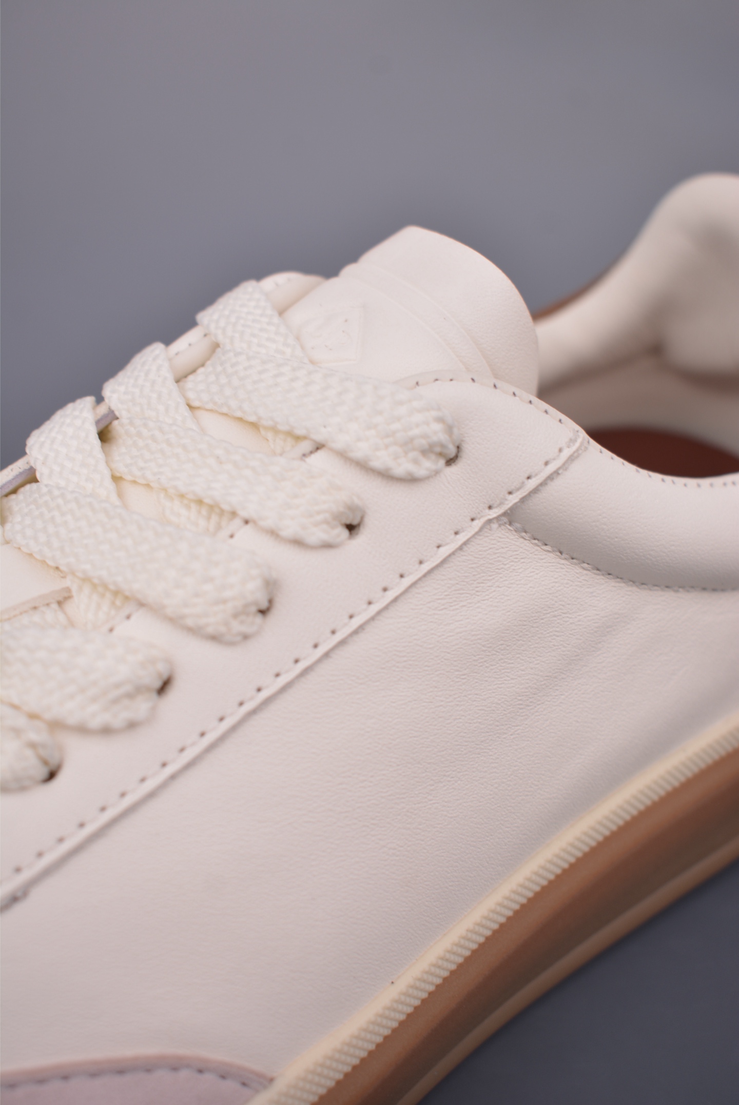 MOCASSINQ SUMMER SUEDE D . DIV martniel 小羊皮板鞋 XS56777