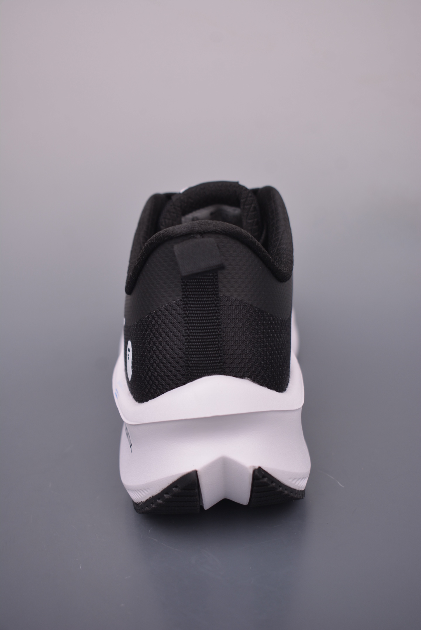Nike Zoom Plus x BAPE Running Shoes - Ultimate Comfort and Style (Black) 5 i1754603135611 4692 0 3