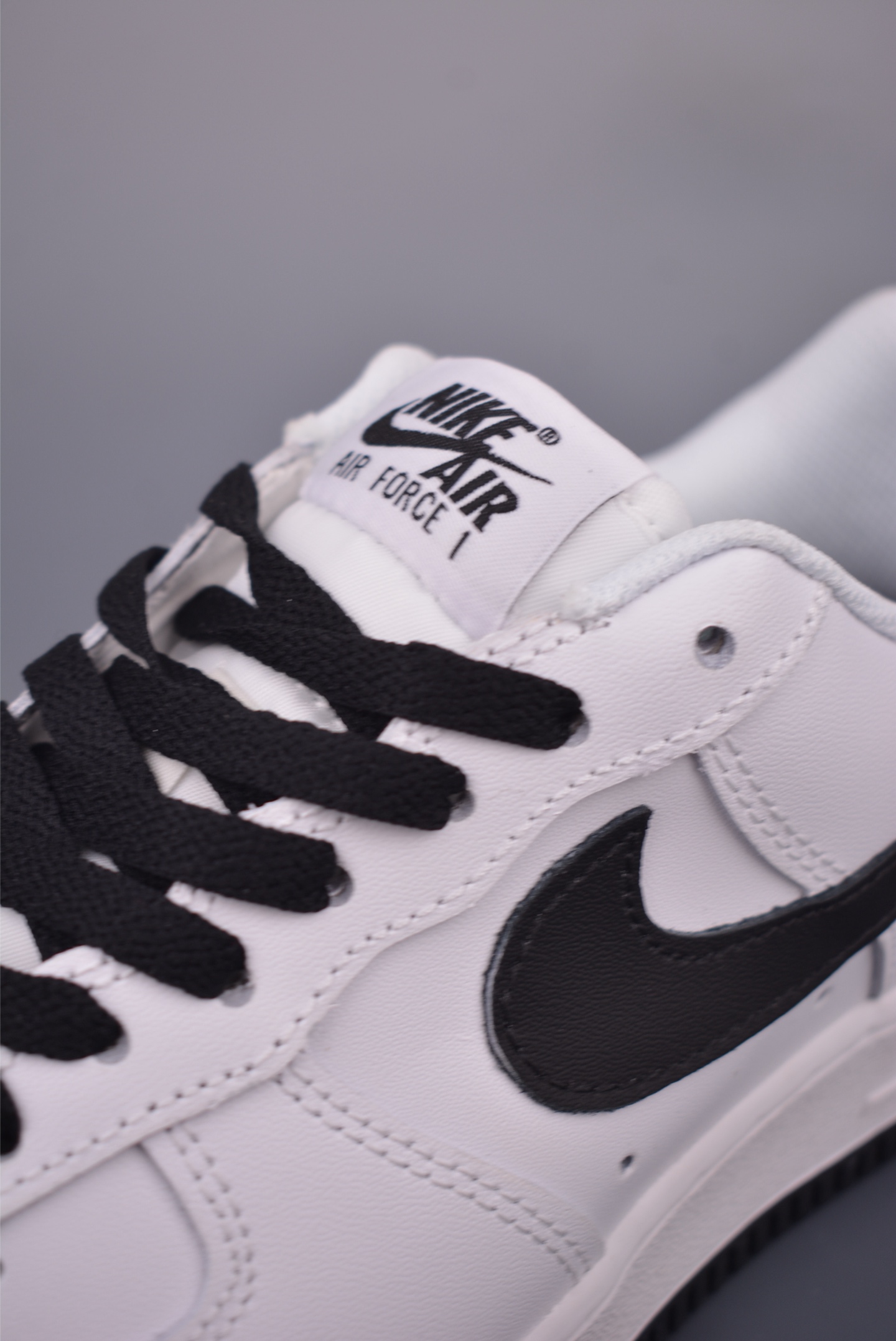 Nike Air Force 1 Low White/Black,Honeycomb Cushion, Steel Stamp,Original Accessories 7 i1754603279841 4498 0 6