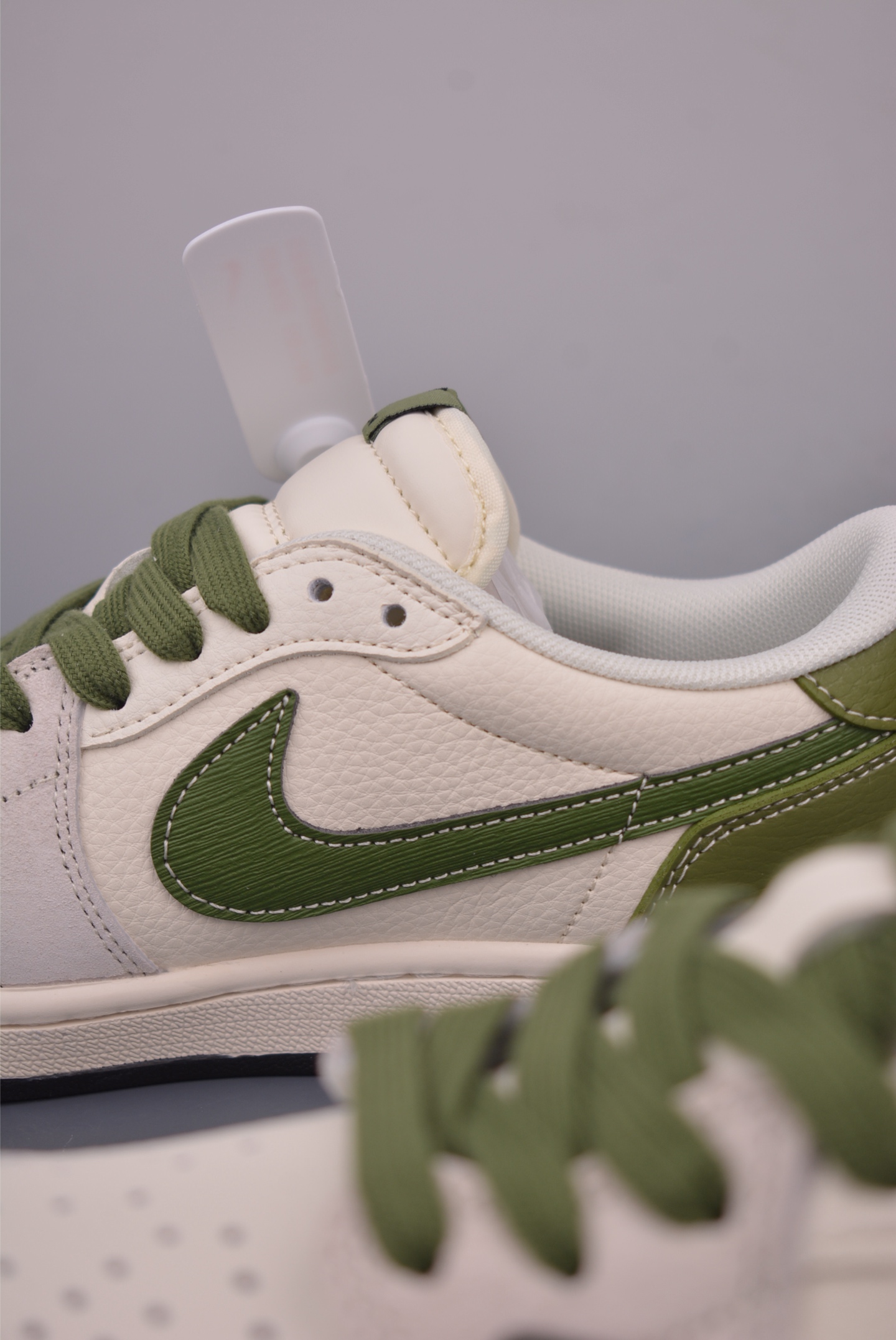 Fragment x Travis Scott x Louis Vuitton Air Jordan 1 Low-Sneakers 8 i1754604946707 5111 0 7