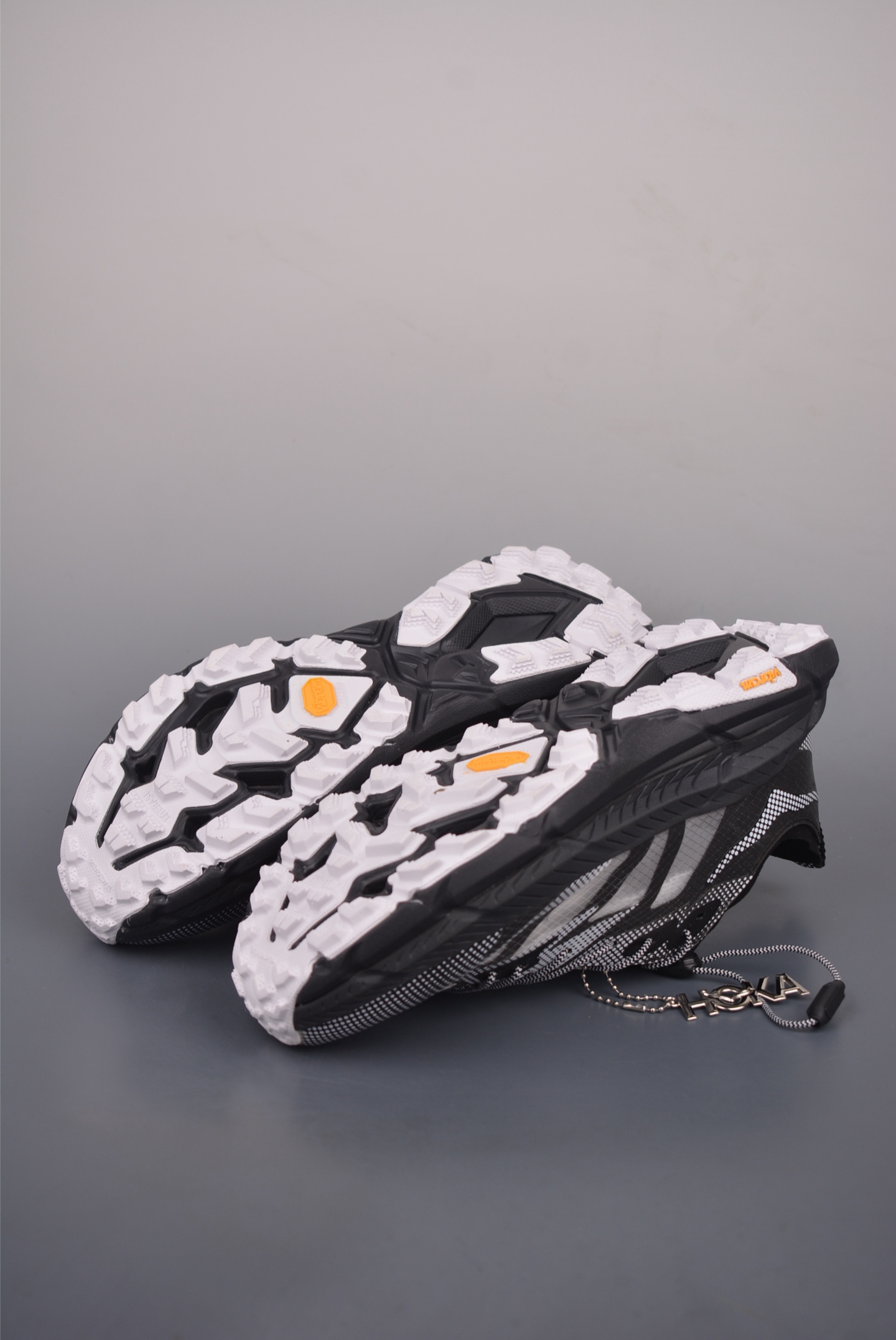 Satisfy x Hoka One One Mafate Speed 4 Trail Running Shoes - Lightweight & Durable 3 i1754687597600 1090 0 2