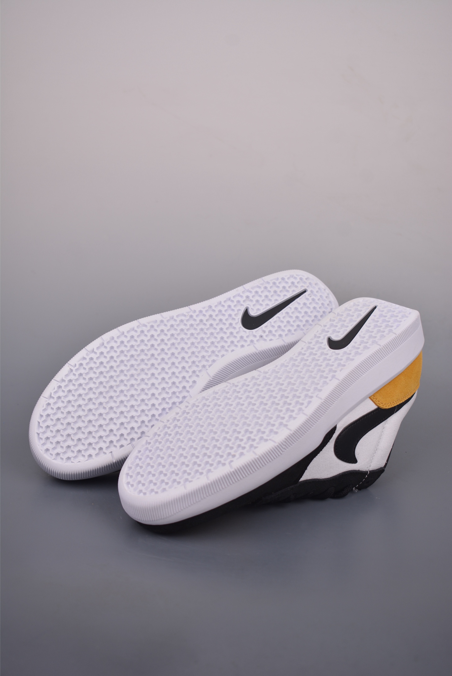 Nike SB Force 58 Skate Shoes - Durable, Flexible, and Classic Basketball Style 3 i1754689297952 9155 0 2