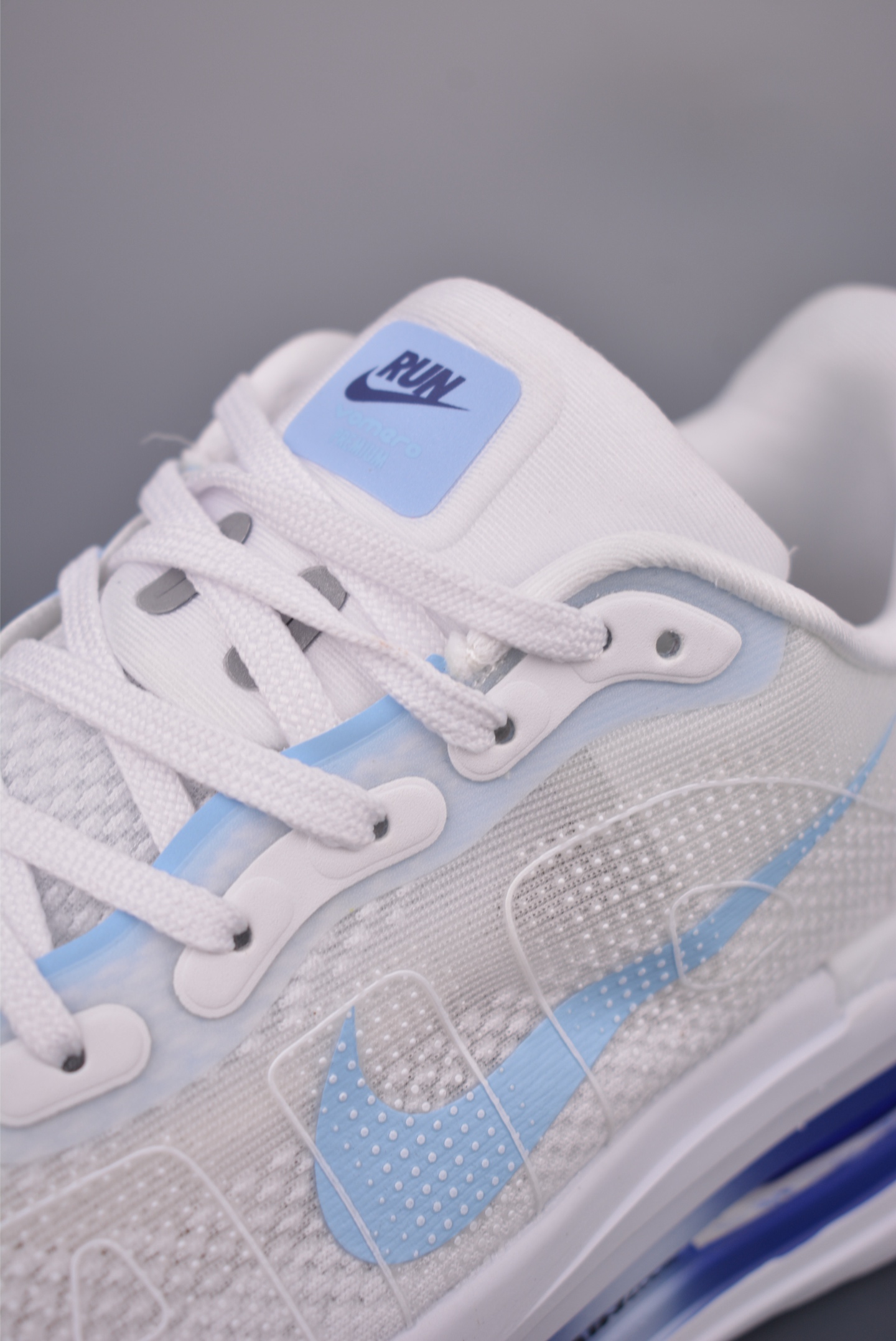 Nike Vomero Premium Air Cushion Running Shoes - Comfortable, Durable, Stylish 7 i1754689374241 5940 0 6