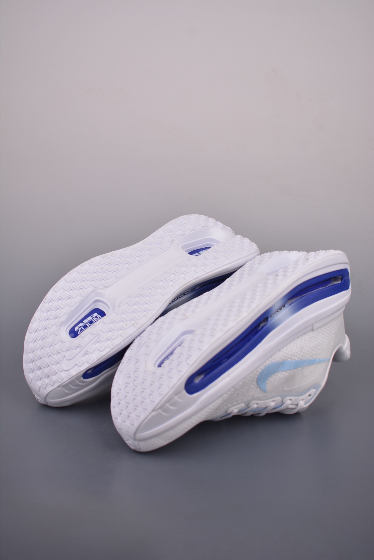 Nike Vomero Premium Air Cushion Running Shoes - Comfortable, Durable, Stylish 3 i1754689374253 948 0 2