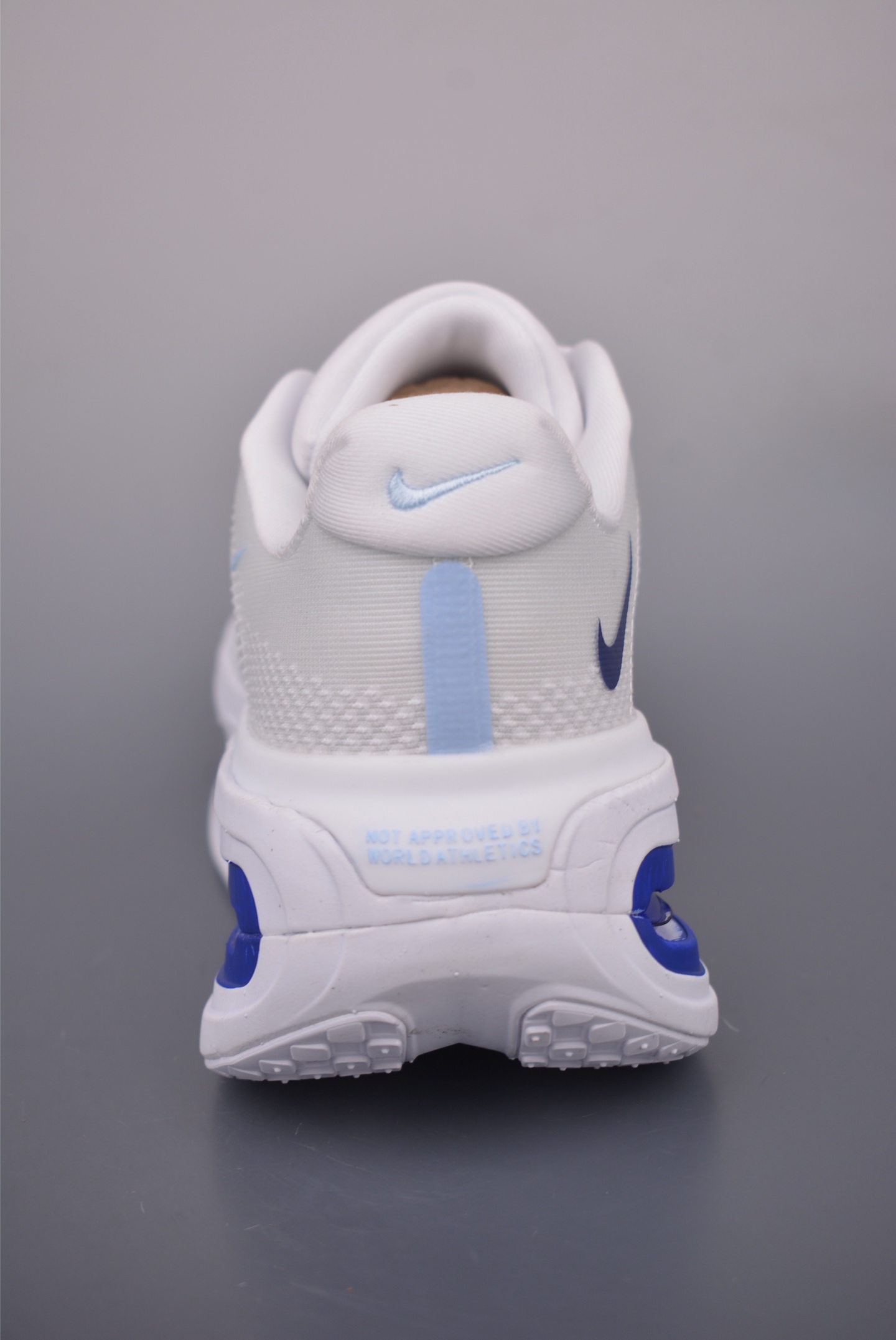 Nike Vomero Premium Air Cushion Running Shoes - Comfortable, Durable, Stylish 4 i1754689375738 9874 0 3