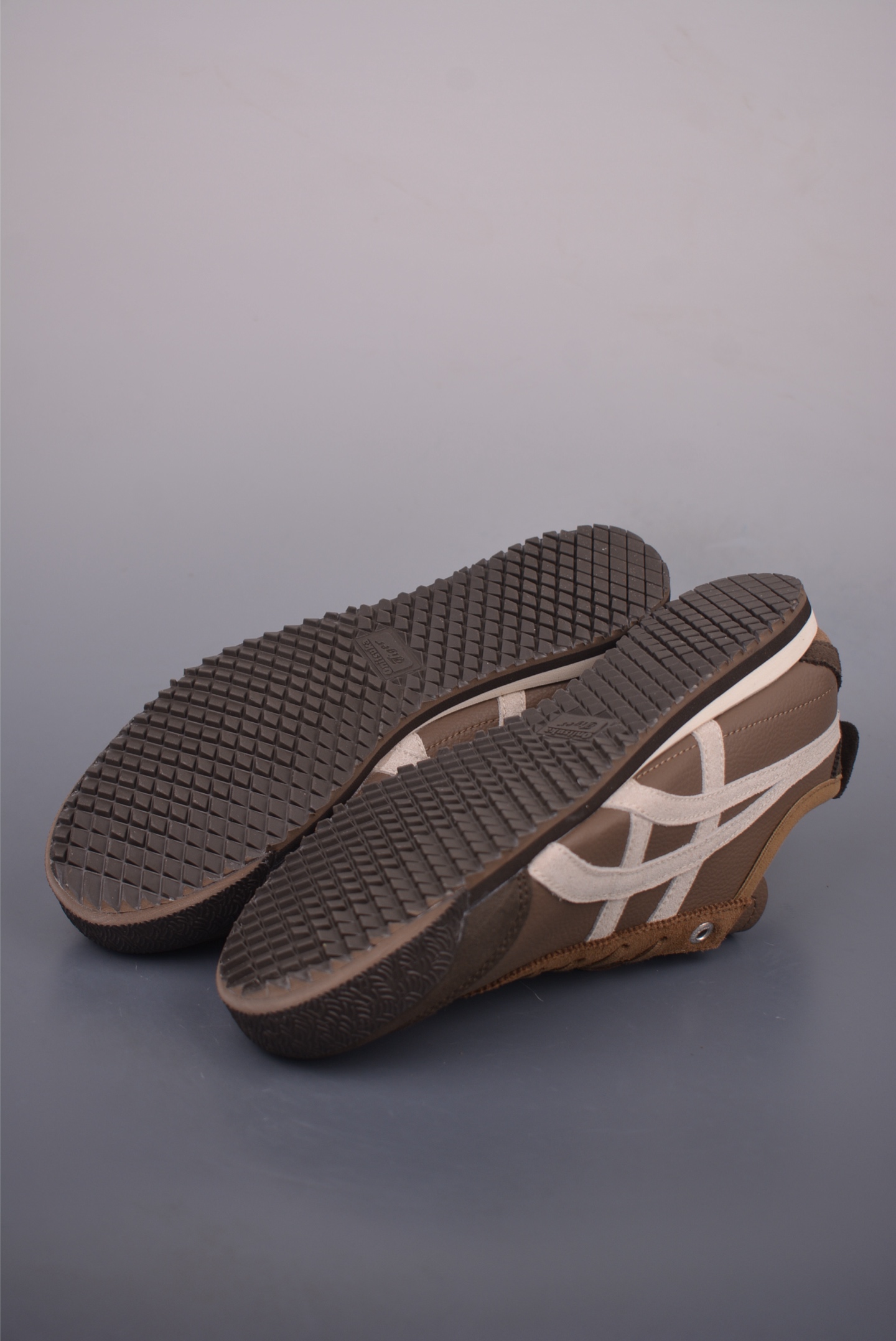 Onitsuka Tiger MEXICO 66 SD Sneakers - Premium Craftsmanship, Authentic Style 4 i1754689453710 5789 0 2