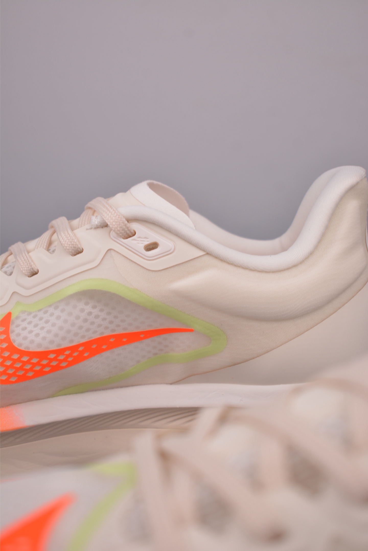 Nike AIR Zoom Rival Fly 6 Lightweight Running Shoes - Breathable & Durable 8 i1754691342437 1538 0 7