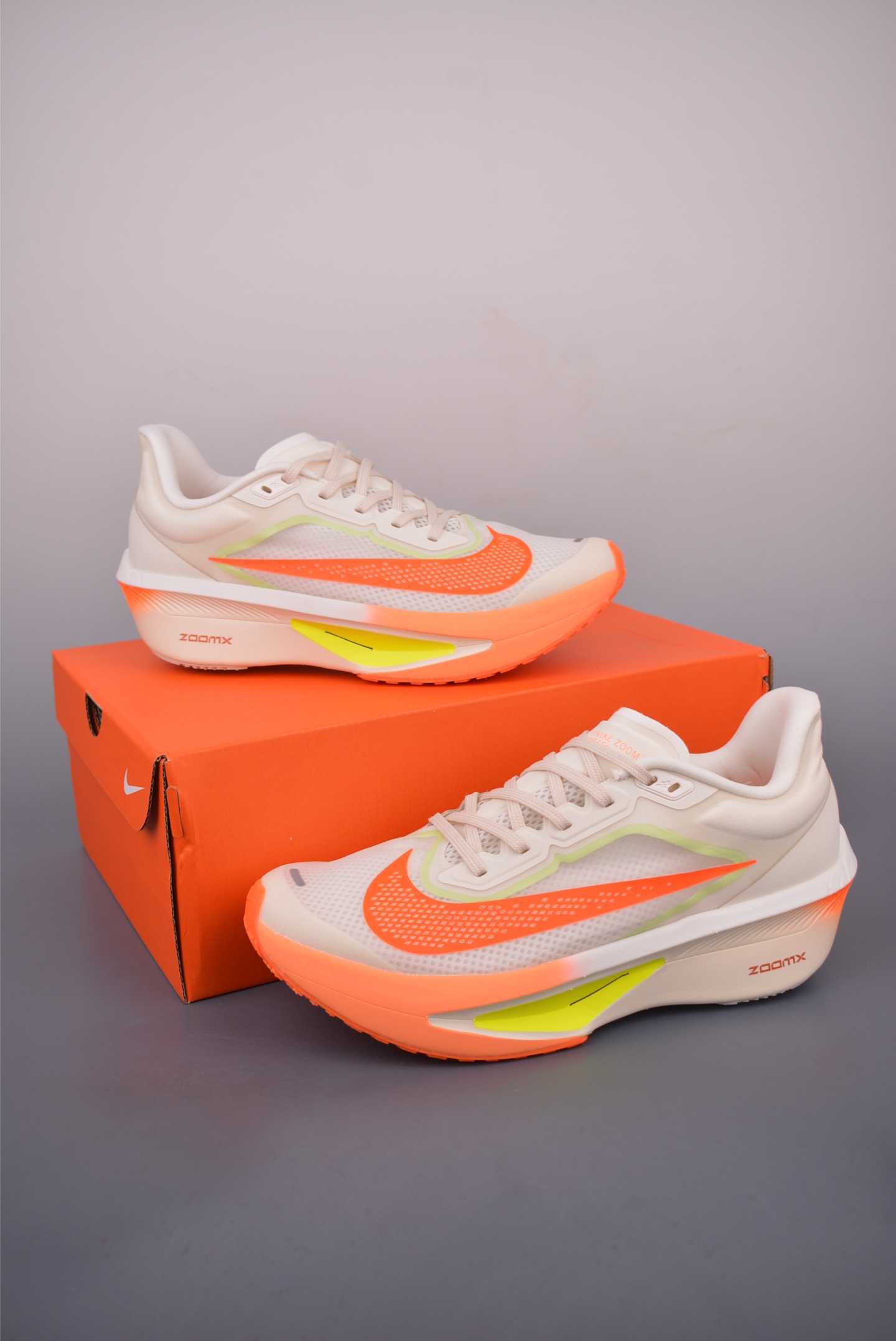 Nike AIR Zoom Rival Fly 6 Lightweight Running Shoes - Breathable & Durable 5 i1754691342487 6617 0 4