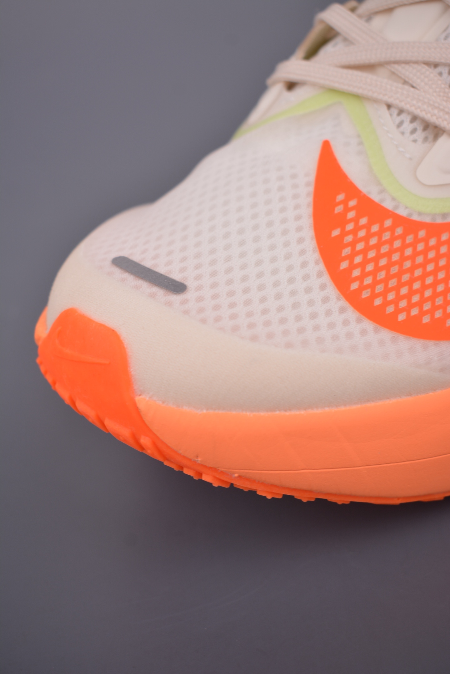 Nike AIR Zoom Rival Fly 6 Lightweight Running Shoes - Breathable & Durable 6 i1754691344086 3044 0 5