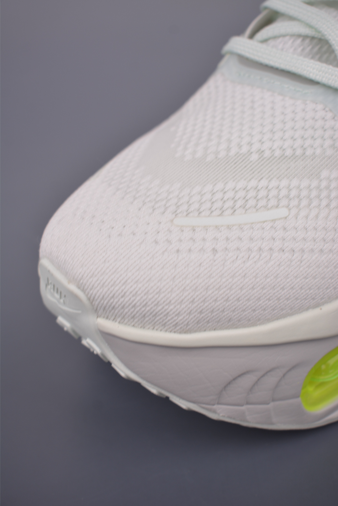 Nike Vomero premium Air气垫40周年 舒适百搭防滑耐磨 支撑缓震低帮 休闲跑步鞋 FN8453-010