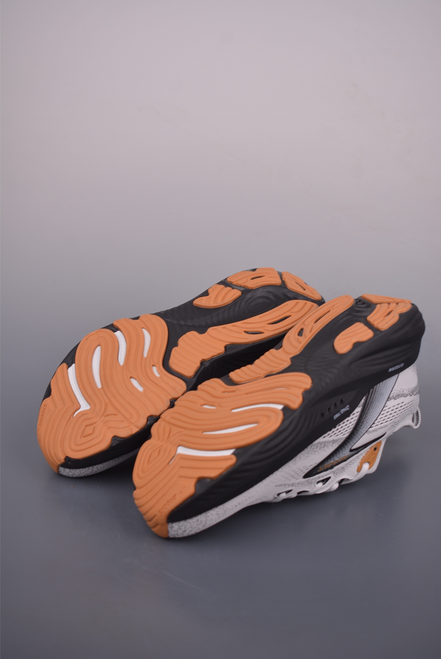 Brooks 布鲁克斯 Glycerin 22 超弹轻盈跑步鞋 支撑休闲运动慢跑鞋 110445
