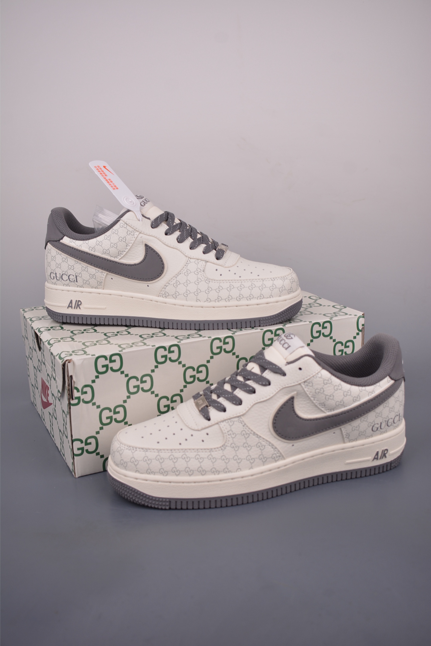 Nike Air Force 1 Low DIY Louis Vuitton Edition Sneakers 6 i1754692529816 6570 0 4