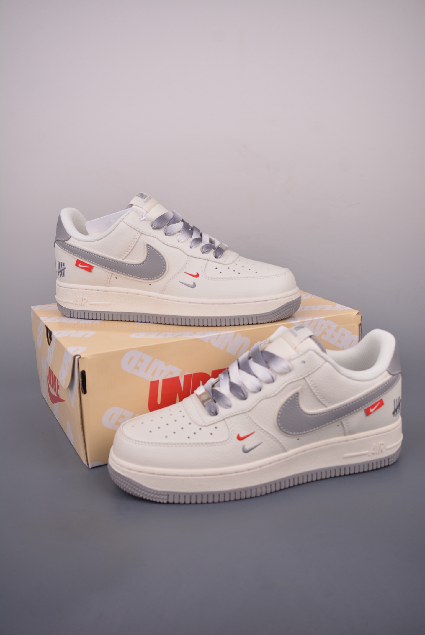 Nike Air Force 1 Low DIY Louis Vuitton Edition Sneakers 4 i1754692529853 9291 0 2