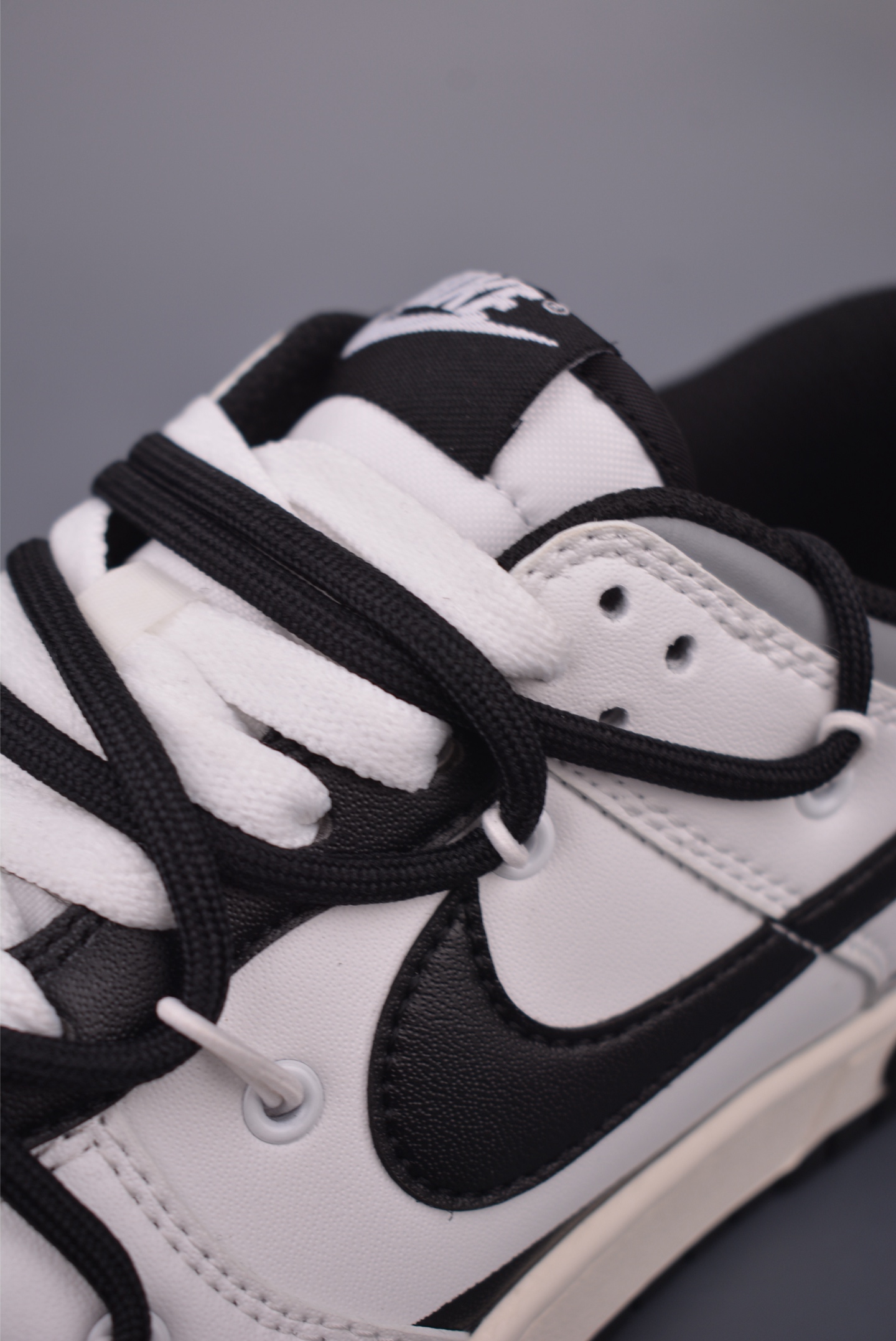 Nike SB Dunk Low Fujiwara Tofu Store Deconstructed Sneakers 7 i1754693339991 5128 0 6