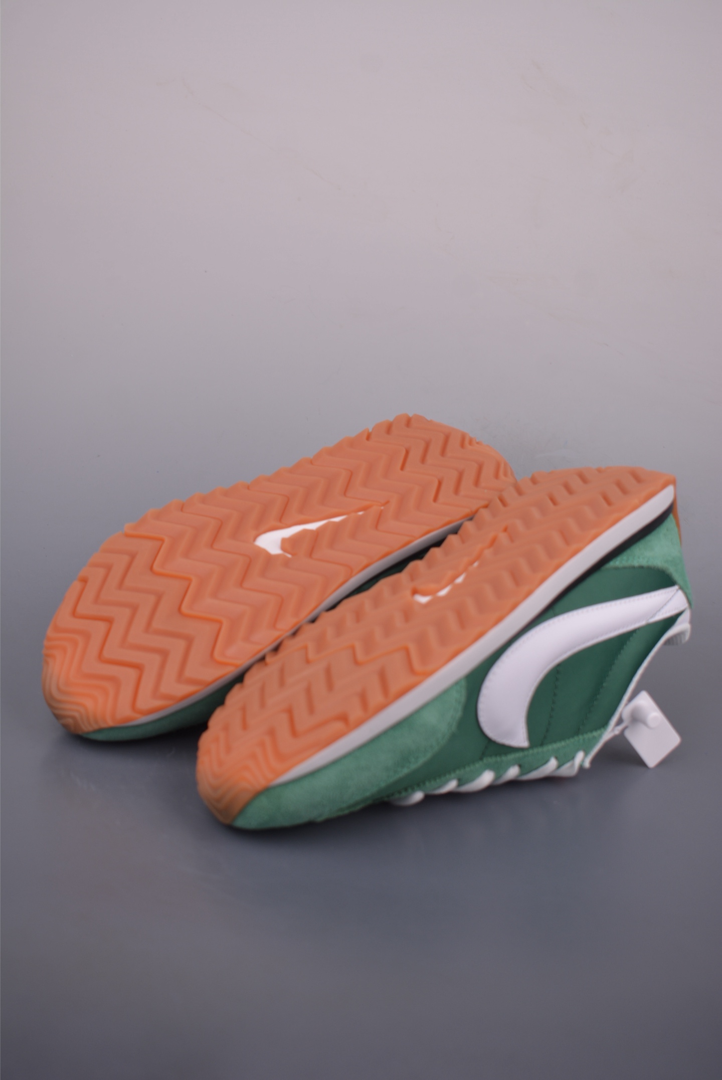 Nike Pacific 舒适百搭 华夫低帮运动鞋 HQ2052