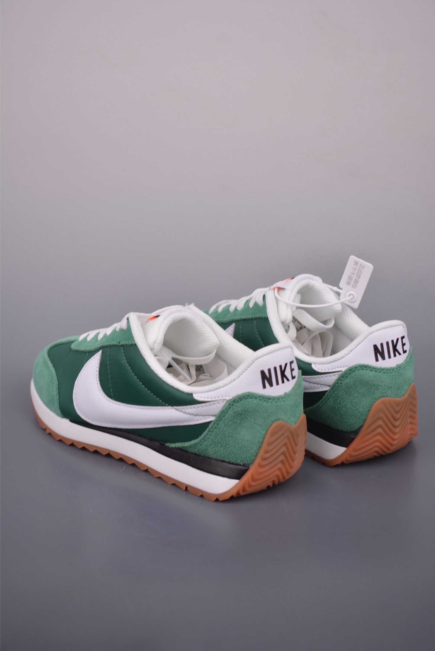 Nike Pacific 舒适百搭 华夫低帮运动鞋 HQ2052