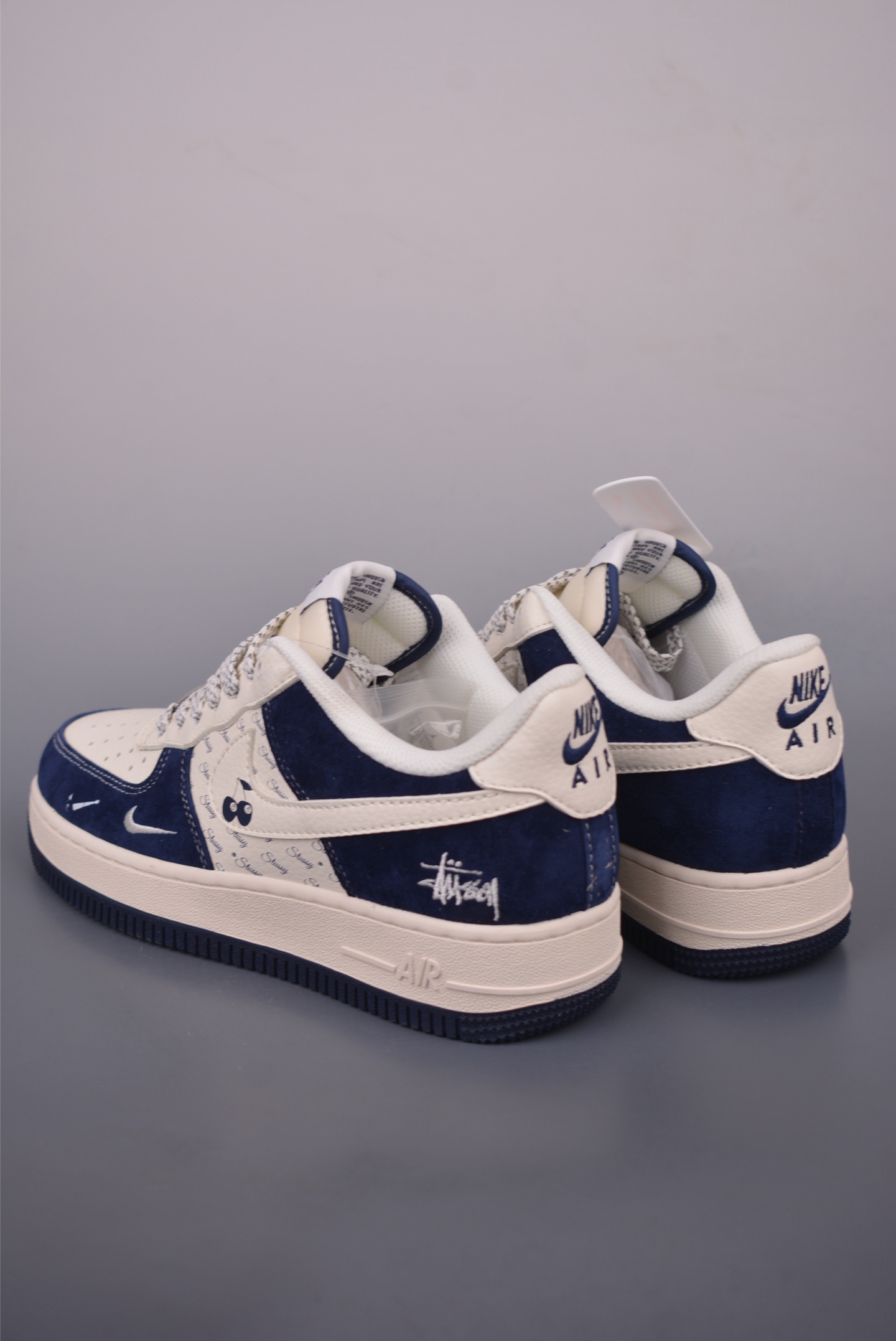 Nike Air Force 1 Low Stussy Collab: Original Design & Premium Comfort 3 i1754773513582 9872 0 1