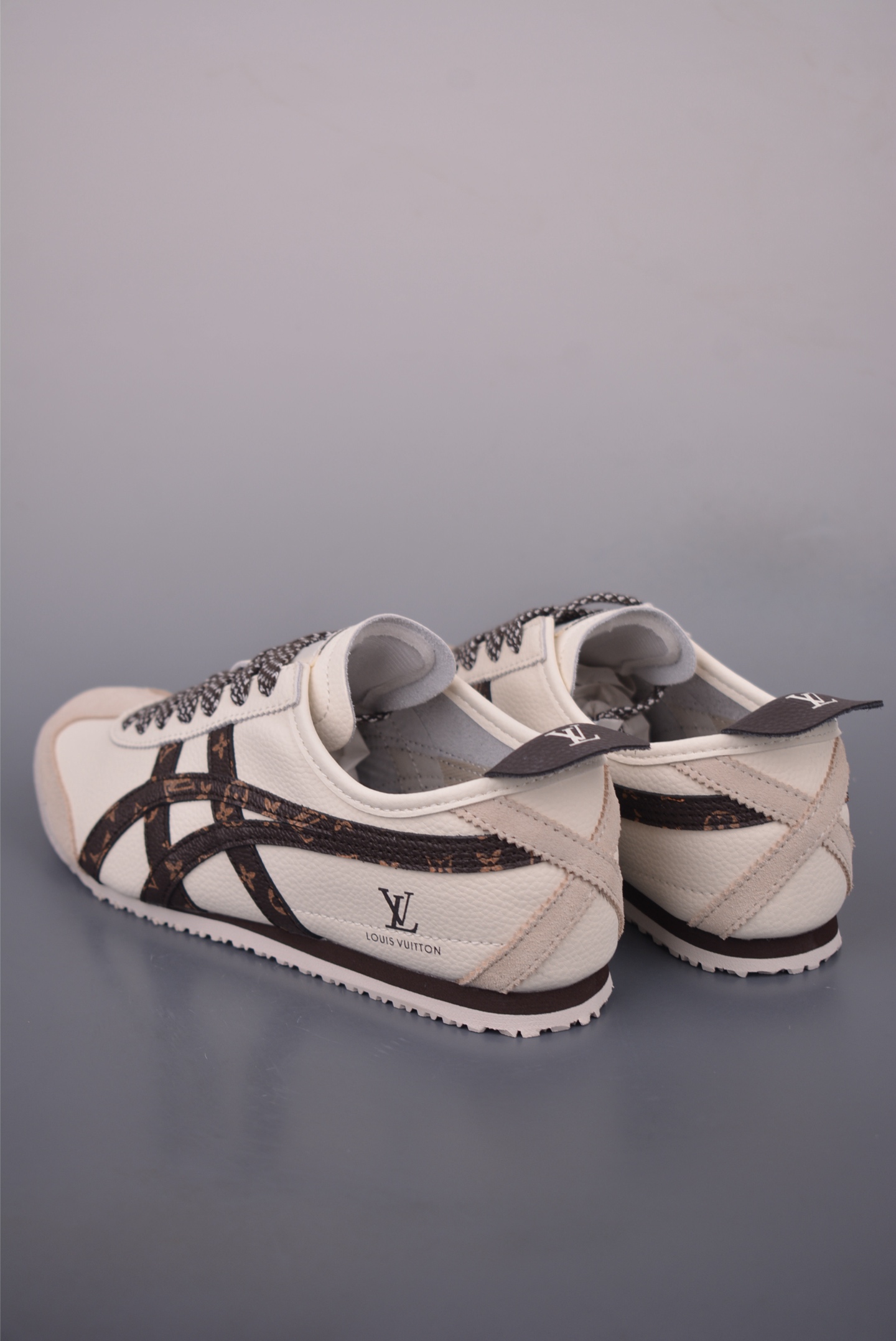 Onitsuka Tiger MEXICO 66 DIY Louis Vuitton Limited Edition Sneakers 2 i1754773736774 3190 0 1