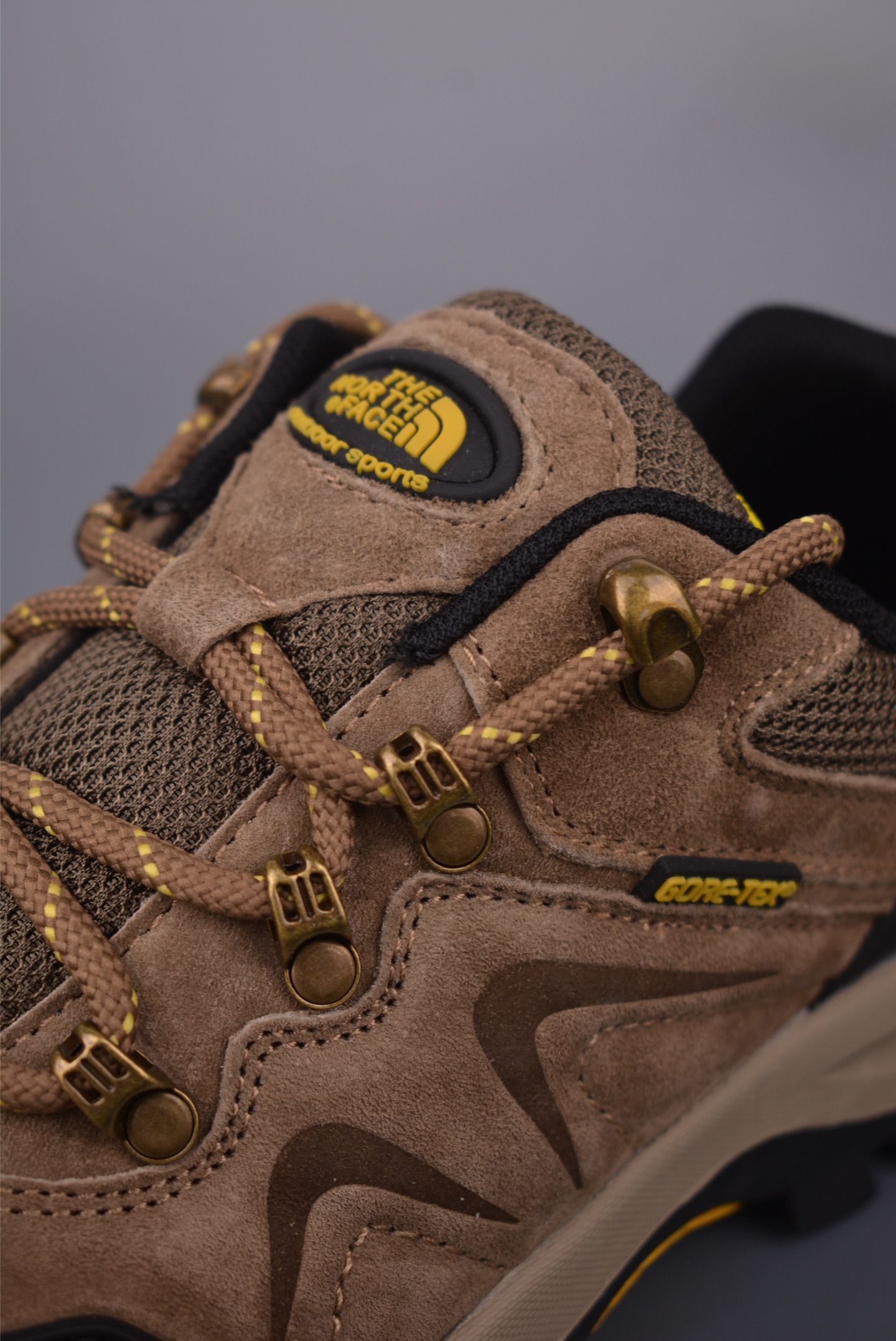 The North Face Men's Waterproof Leather Hiking Shoes - Durable & Comfortable 8 i1754773871027 8658 0 6